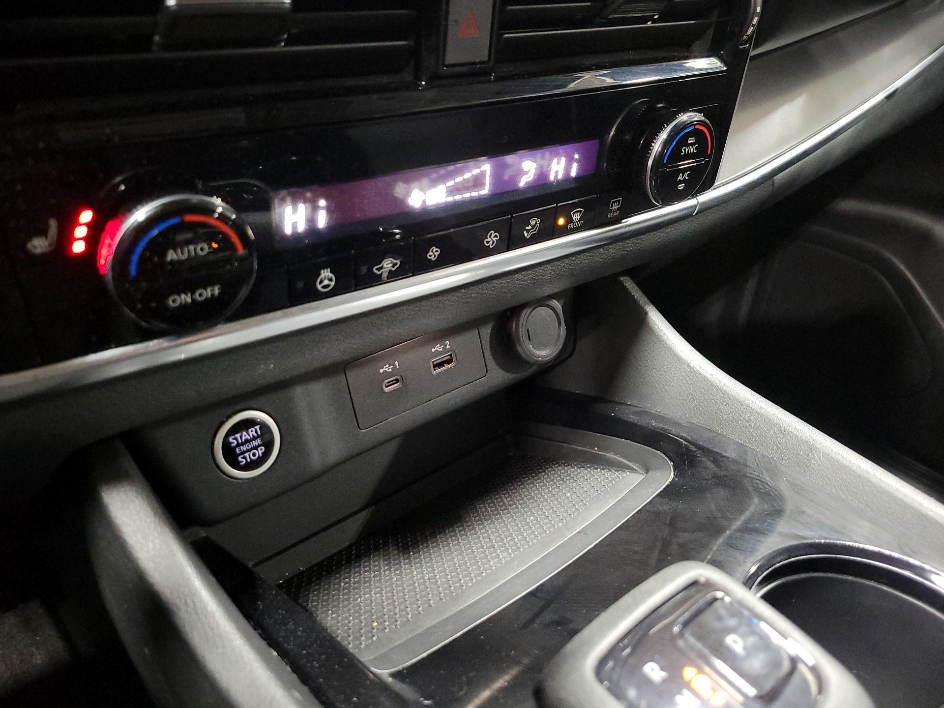 Thumbnail: 2022 Nissan Rogue - 16