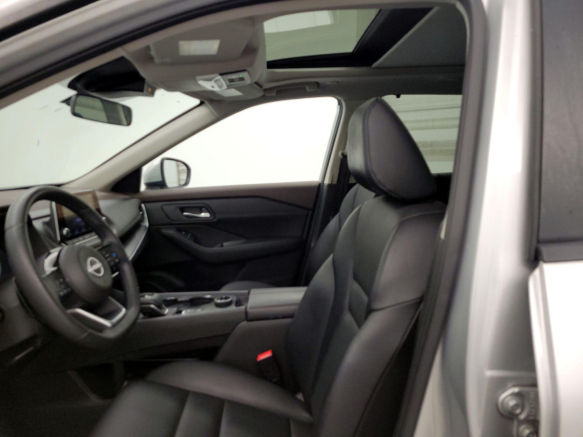 Thumbnail: 2022 Nissan Rogue - 19