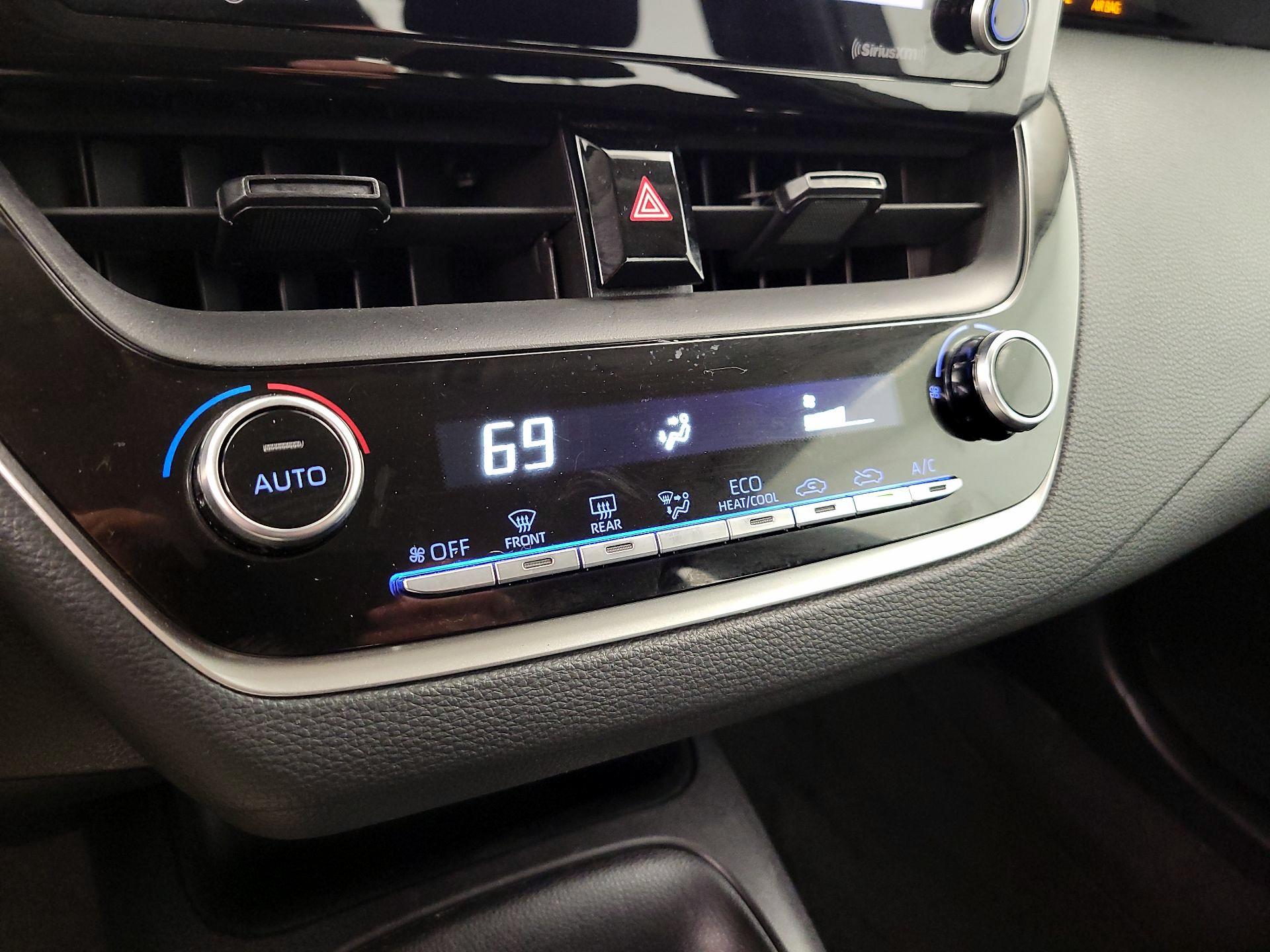 Thumbnail: 2022 Toyota Corolla - 16