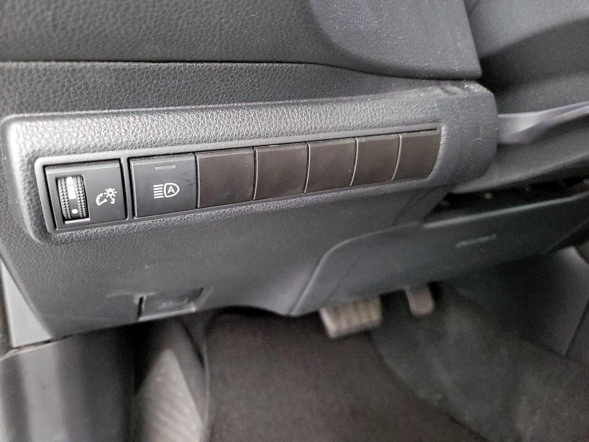 Thumbnail: 2023 Toyota Corolla - 13