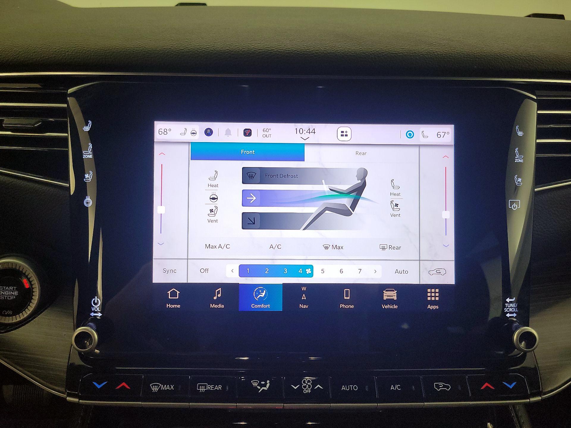 Thumbnail: 2023 Jeep Wagoneer - 17