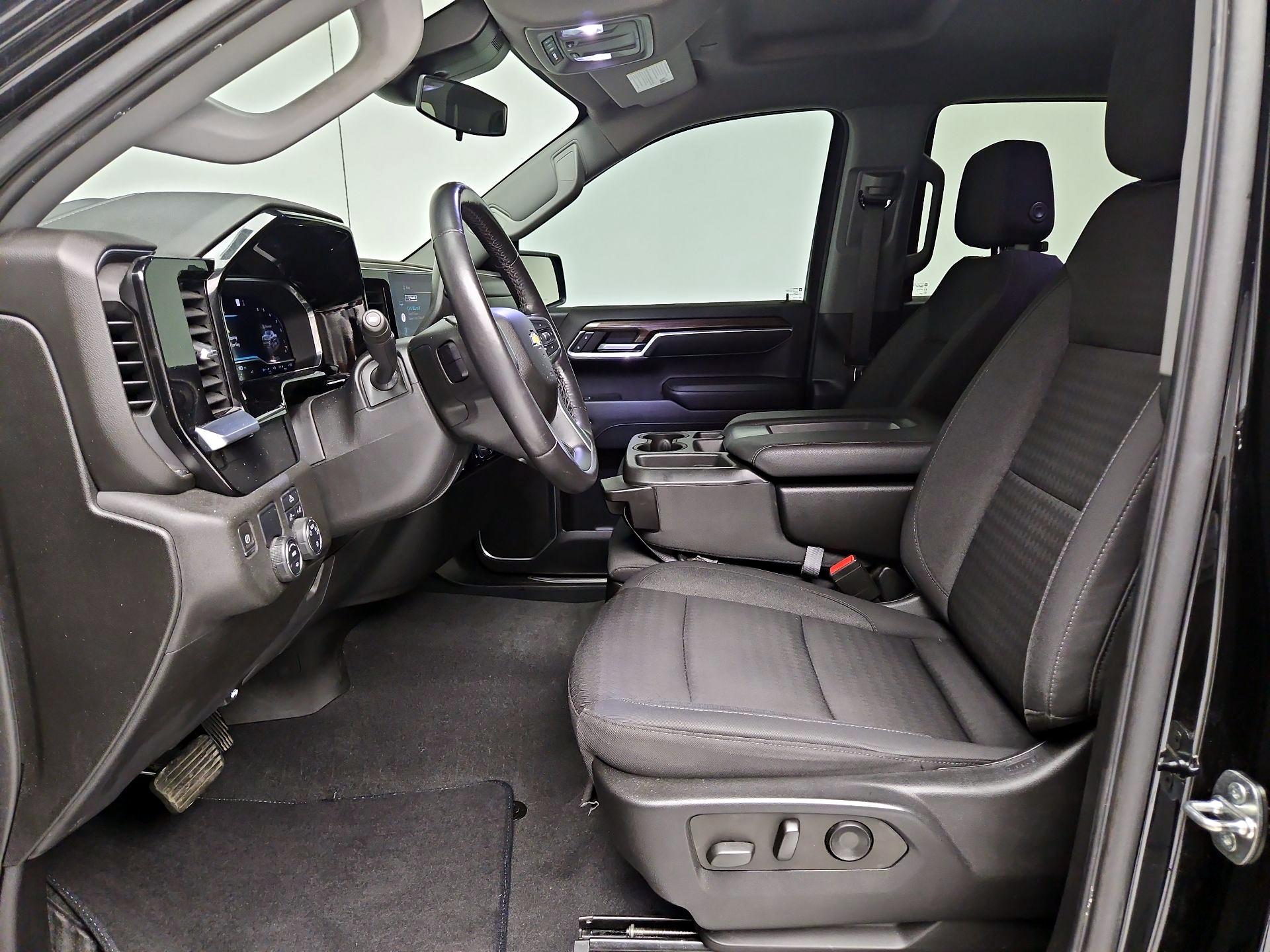 Thumbnail: 2022 Chevrolet Silverado 1500 - 11