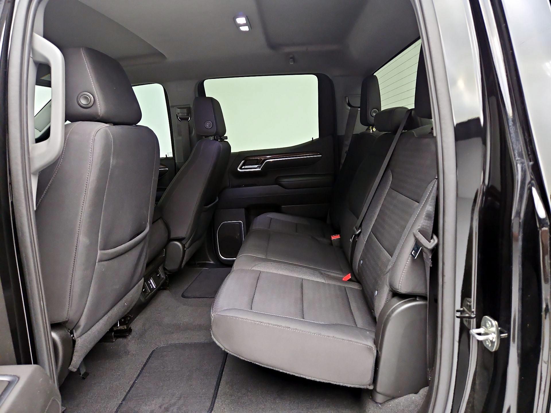 Thumbnail: 2022 Chevrolet Silverado 1500 - 19