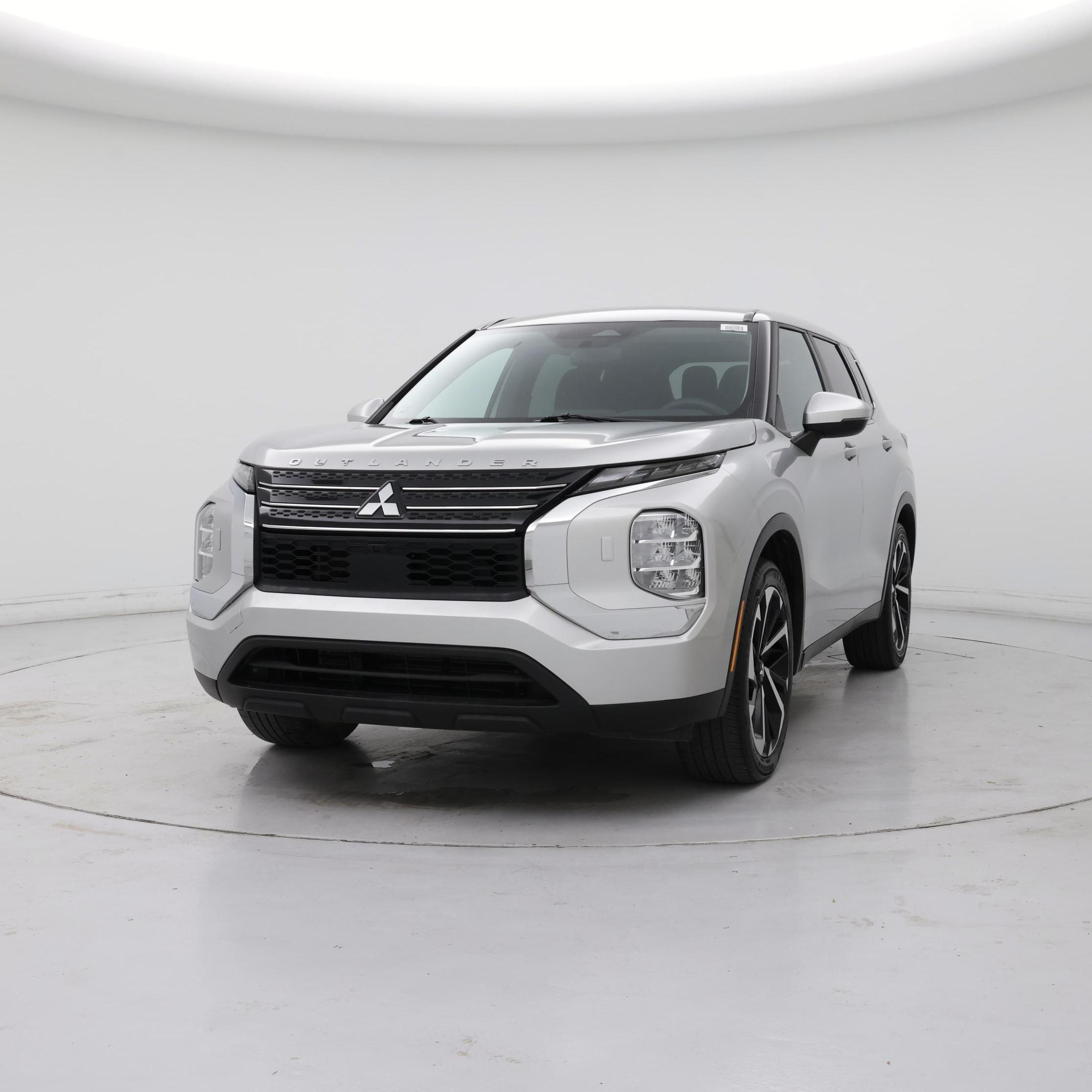 Thumbnail: 2022 Mitsubishi Outlander - 4