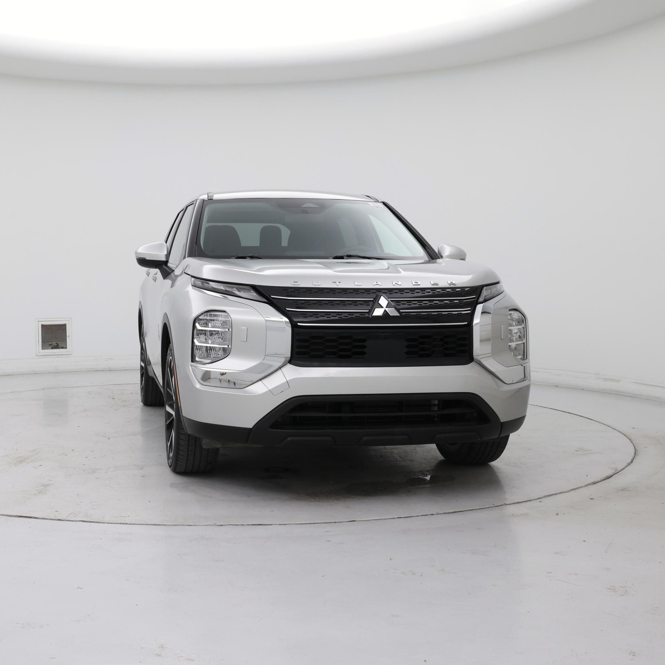 Thumbnail: 2022 Mitsubishi Outlander - 5