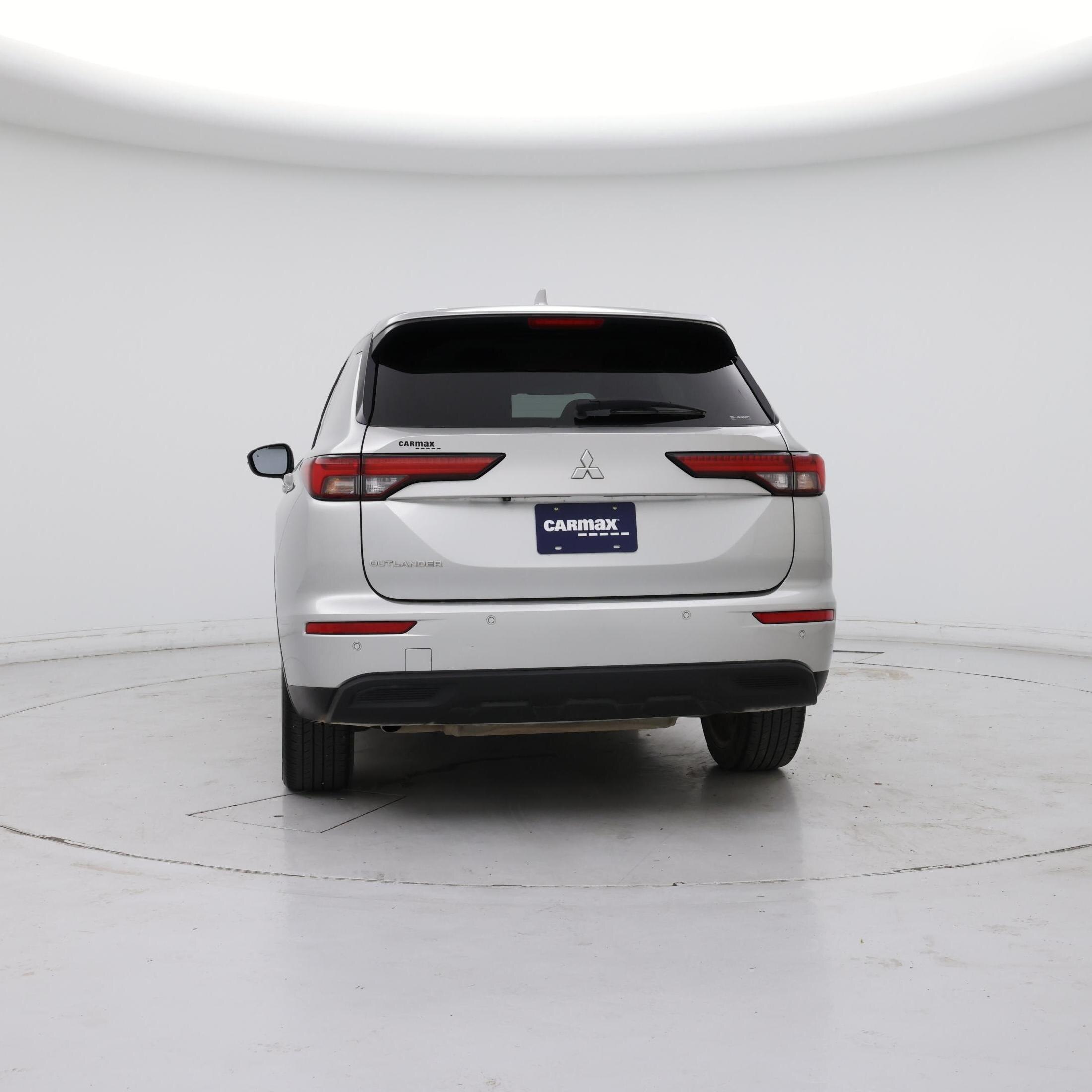 Thumbnail: 2022 Mitsubishi Outlander - 6