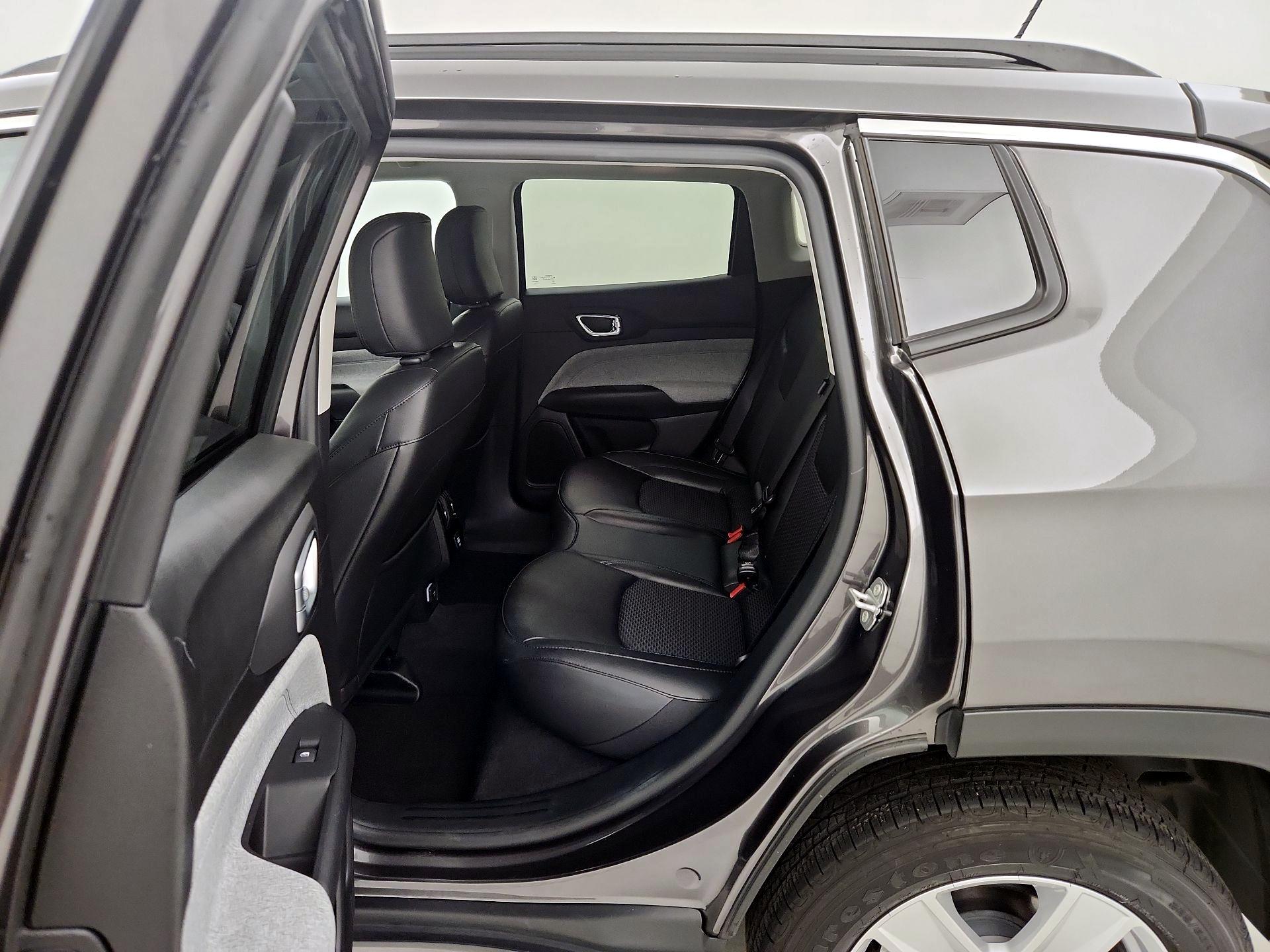 Thumbnail: 2022 Jeep Compass - 19