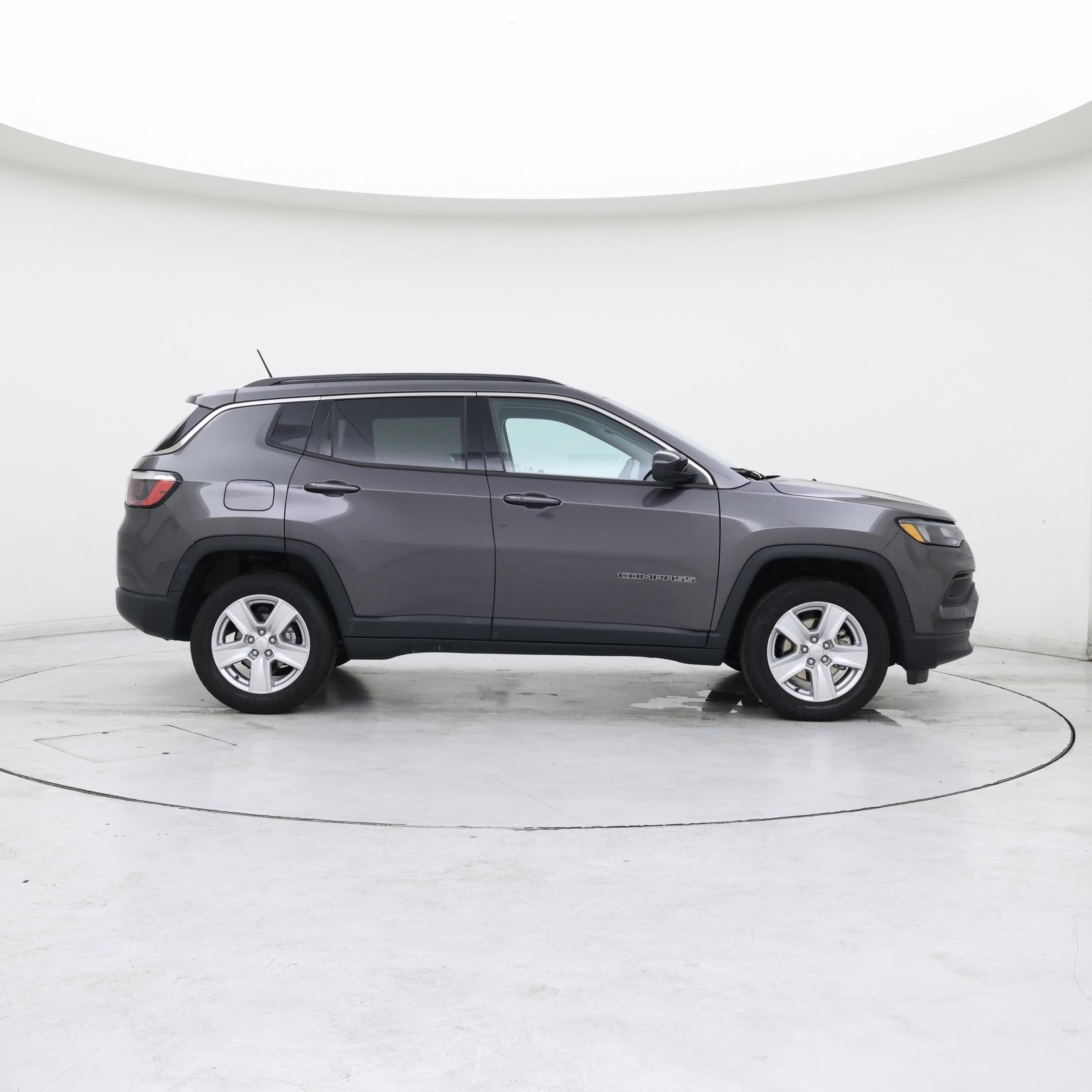 Thumbnail: 2022 Jeep Compass - 7