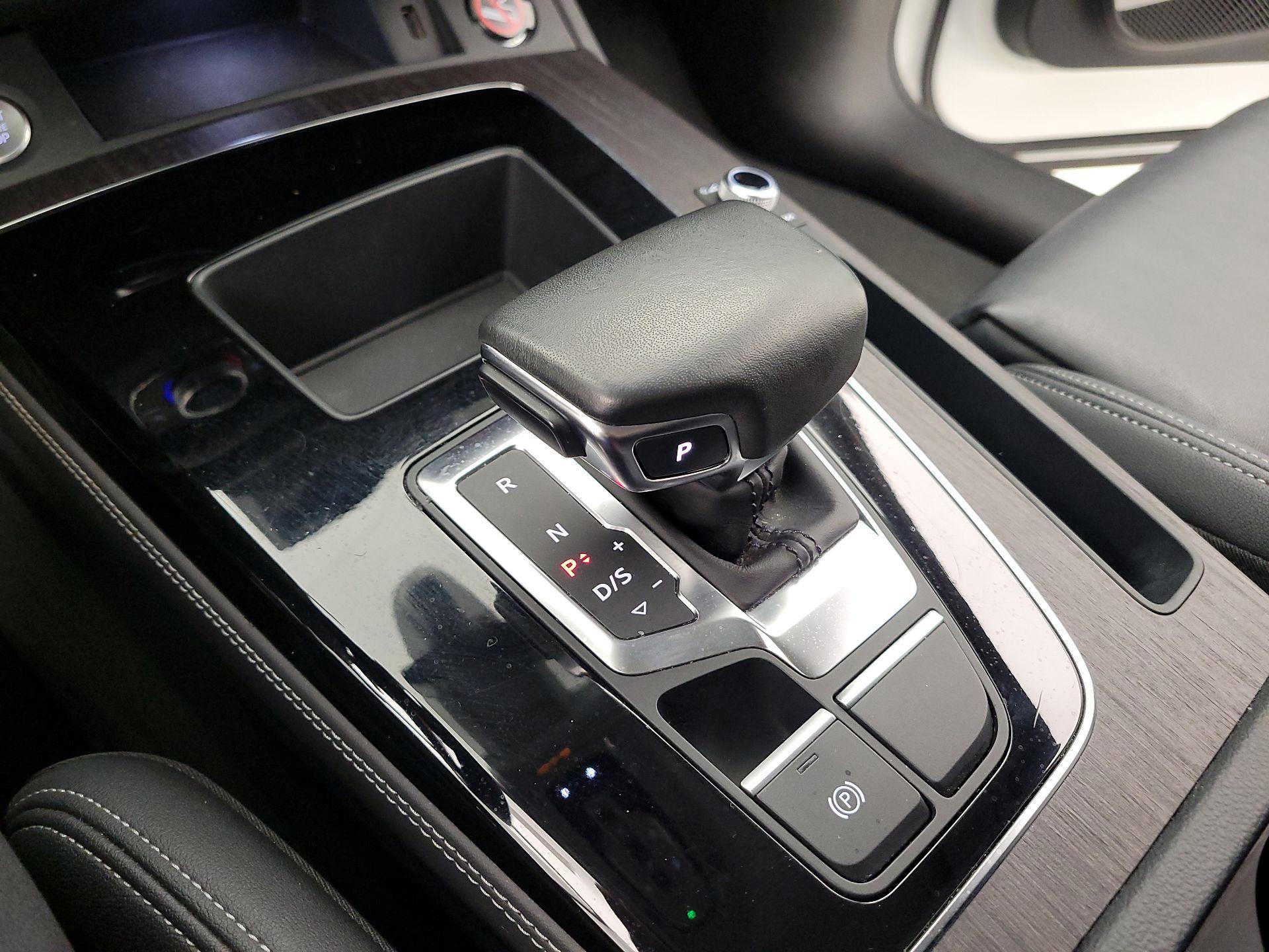 Thumbnail: 2024 Audi Q5 - 17