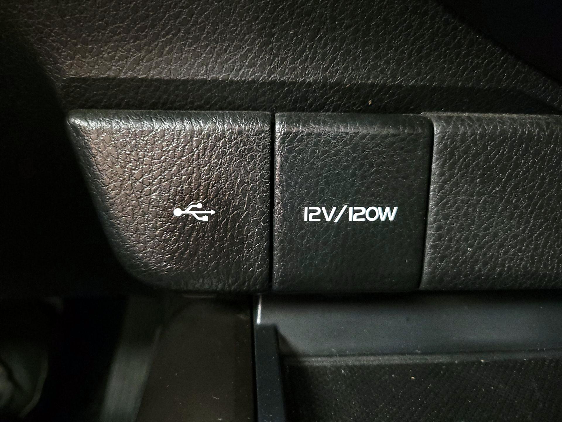 Thumbnail: 2023 Toyota Camry - 18