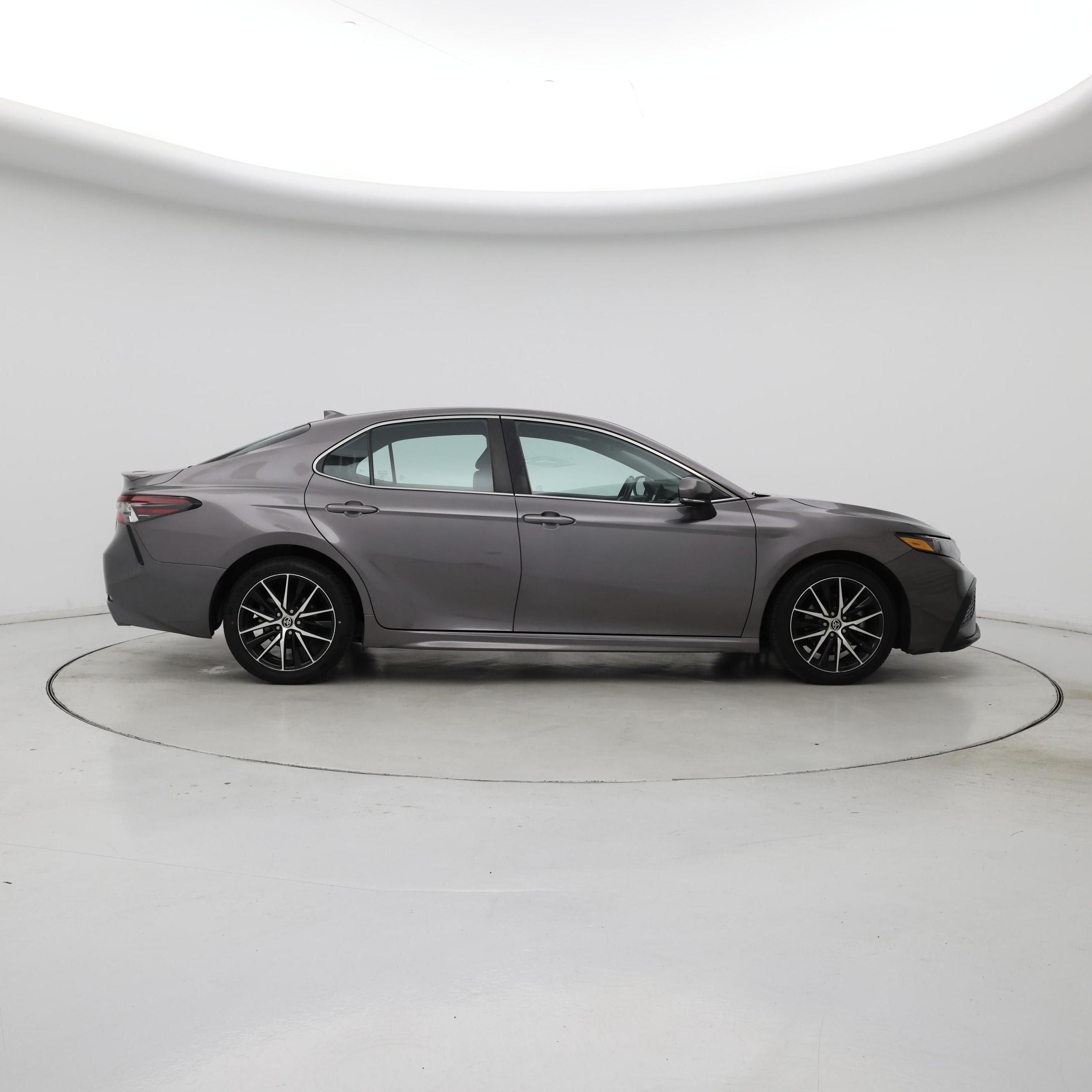 Thumbnail: 2023 Toyota Camry - 7