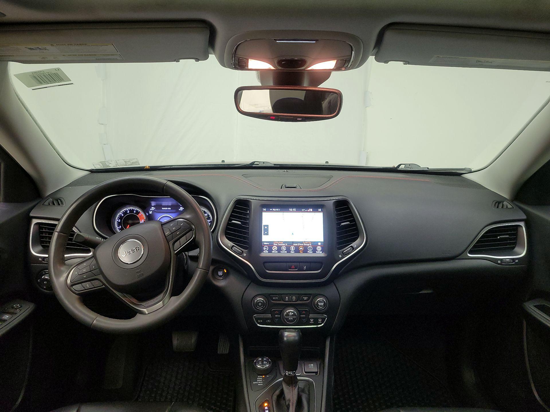 Thumbnail: 2022 Jeep Cherokee - 9