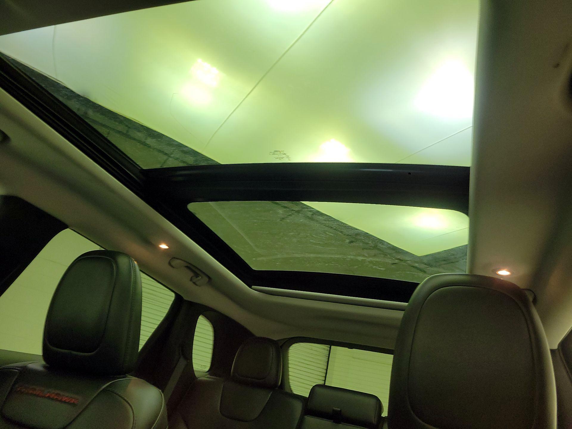 Thumbnail: 2022 Jeep Cherokee - 20