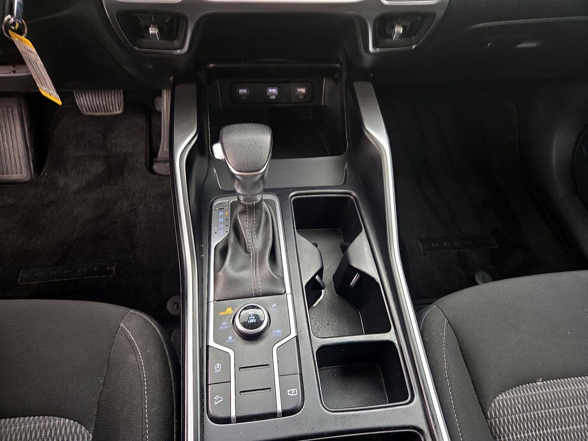 Thumbnail: 2023 Kia Sorento - 17