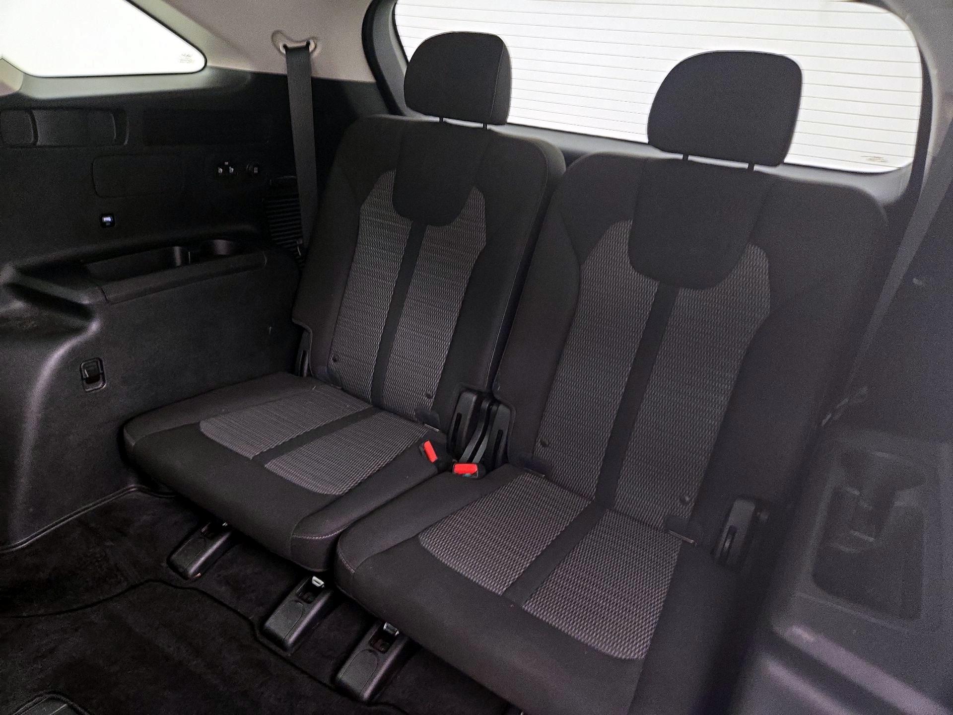 Thumbnail: 2023 Kia Sorento - 20