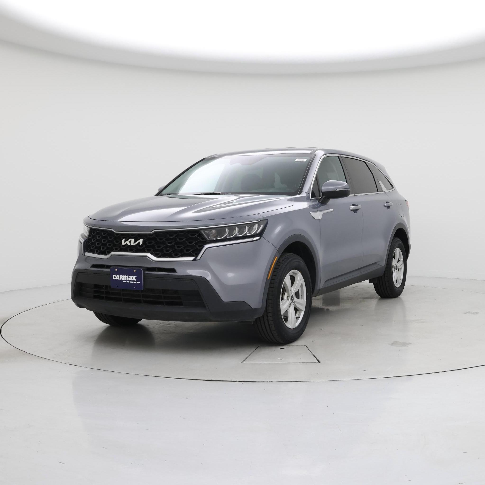 Thumbnail: 2023 Kia Sorento - 4