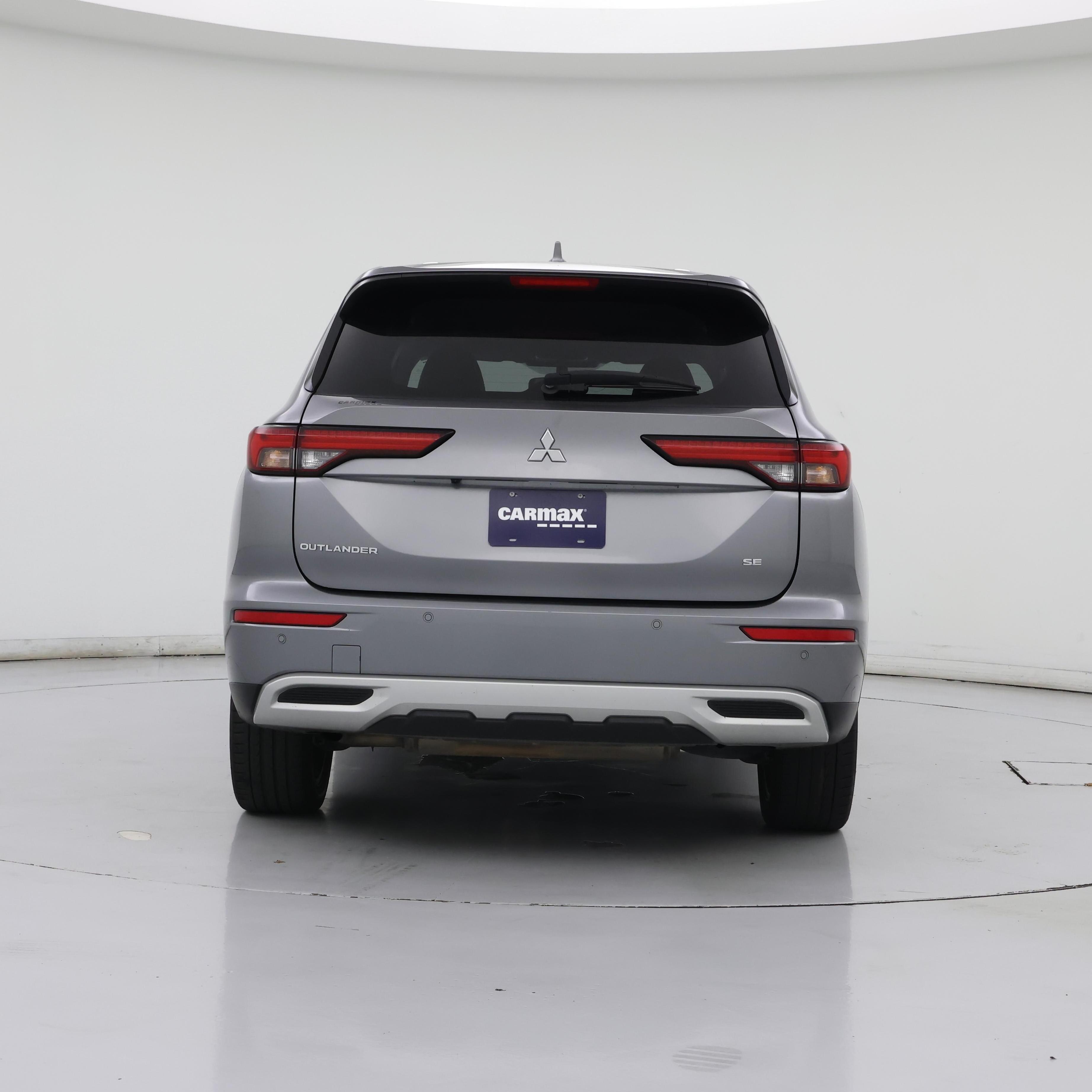 Thumbnail: 2023 Mitsubishi Outlander - 6