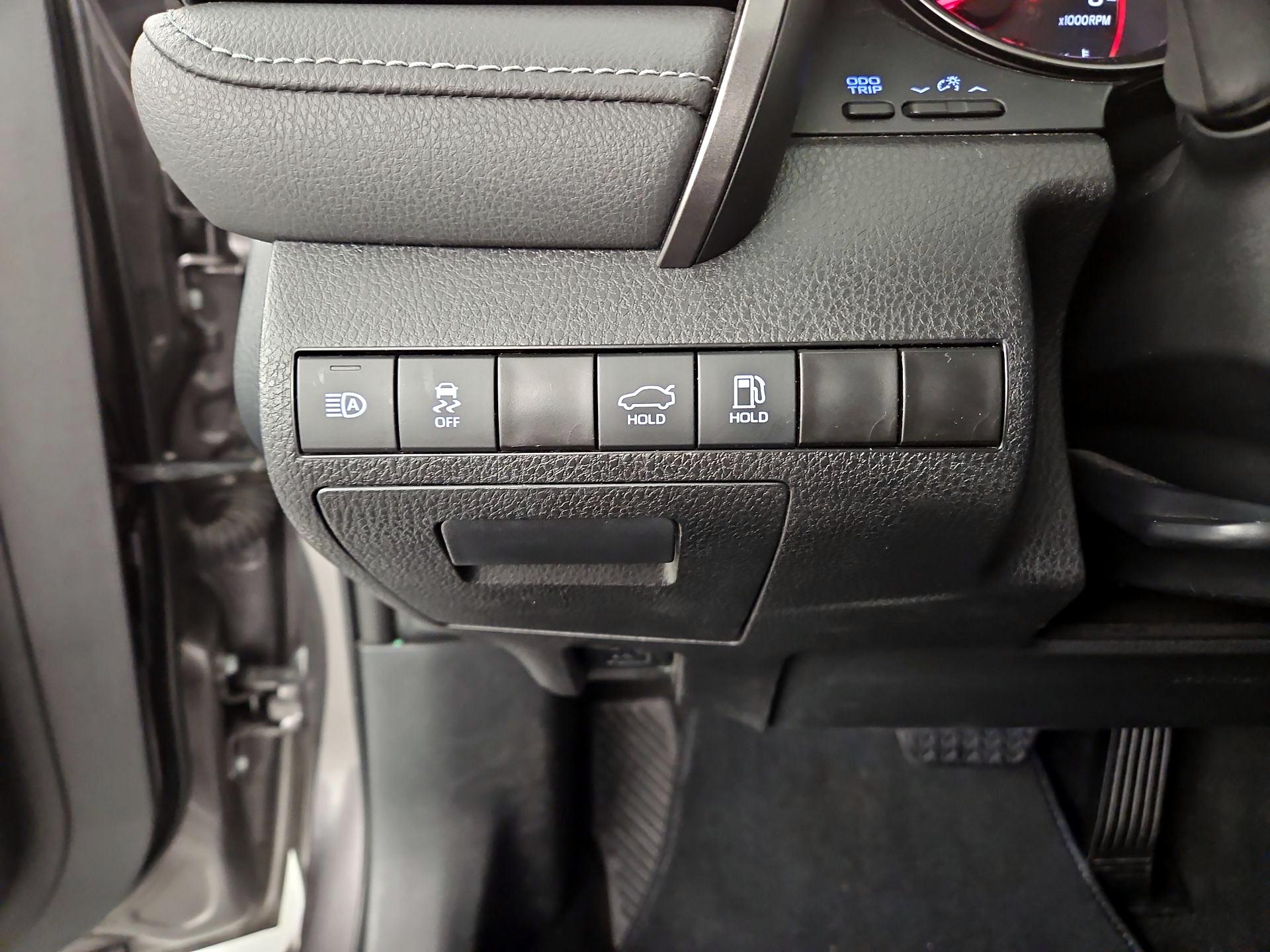 Thumbnail: 2023 Toyota Camry - 13