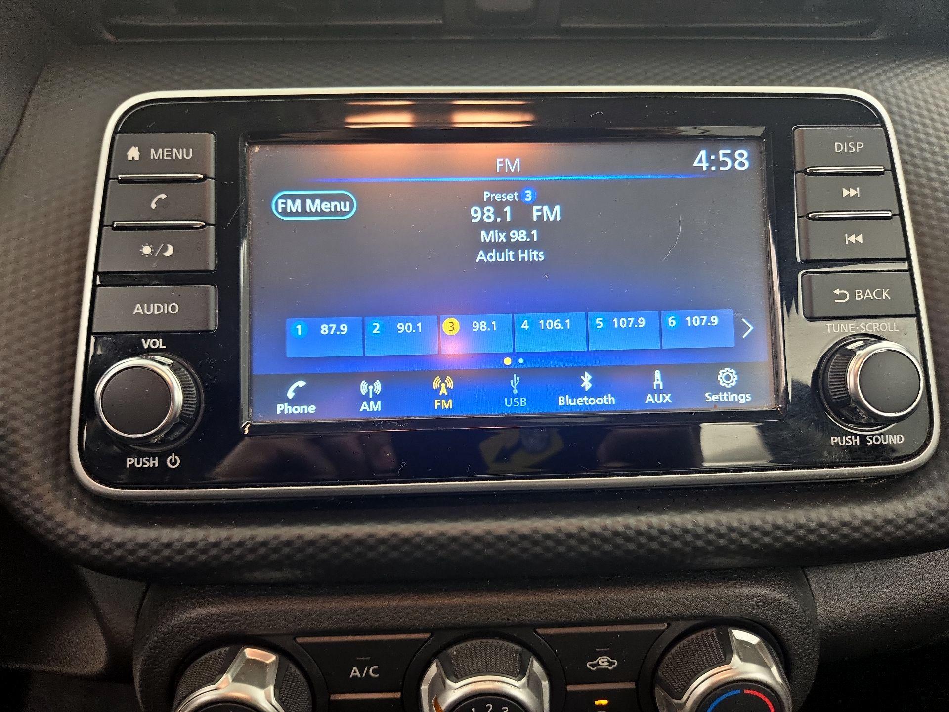 Thumbnail: 2021 Nissan Kicks - 15