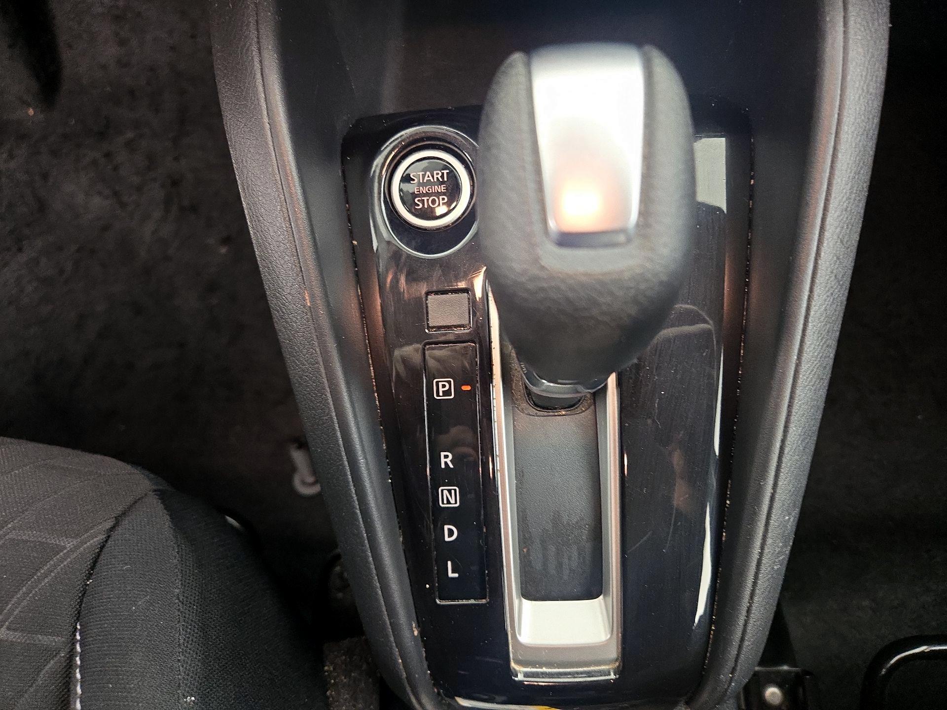 Thumbnail: 2021 Nissan Kicks - 17