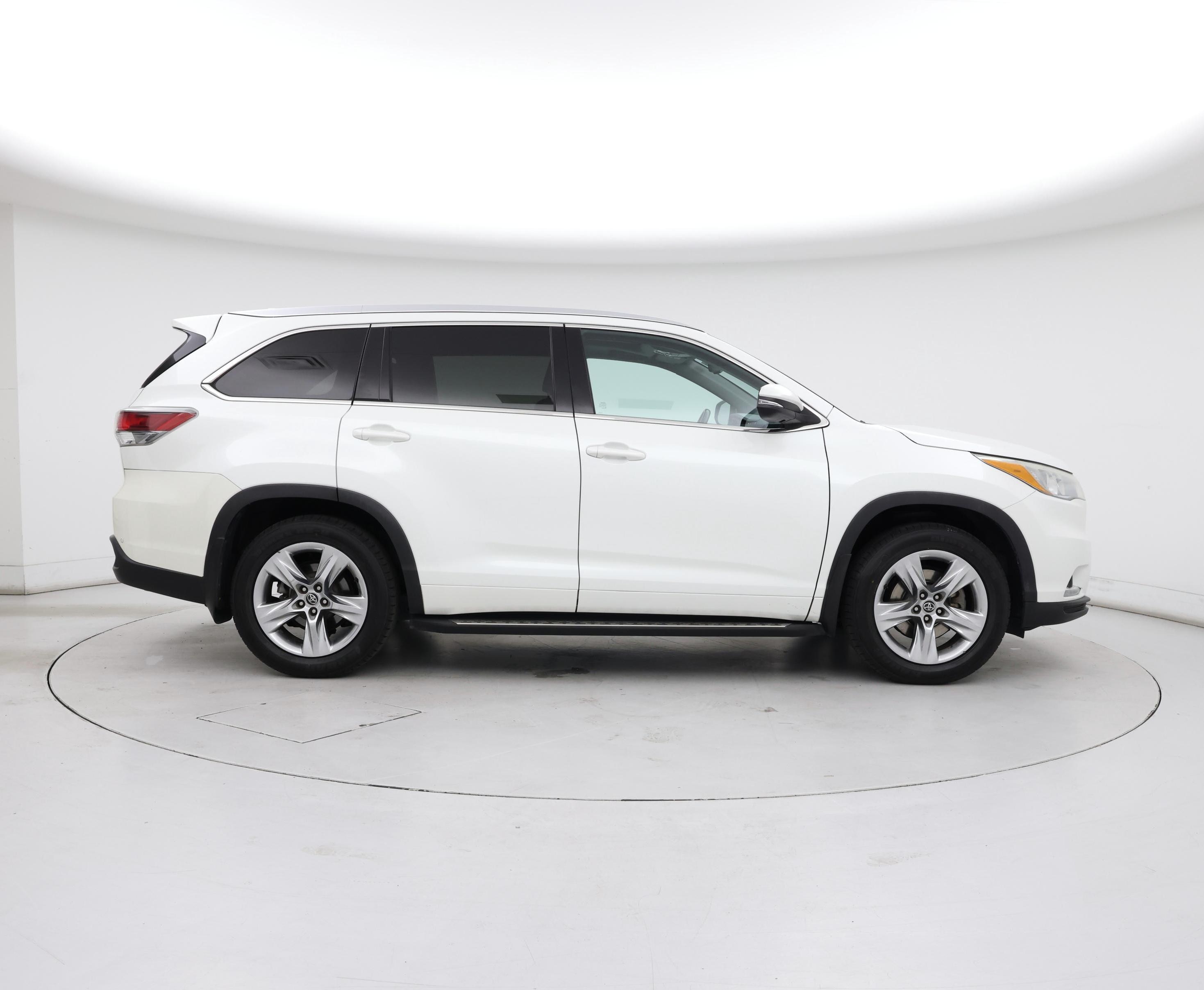 Thumbnail: 2016 Toyota Highlander - 7