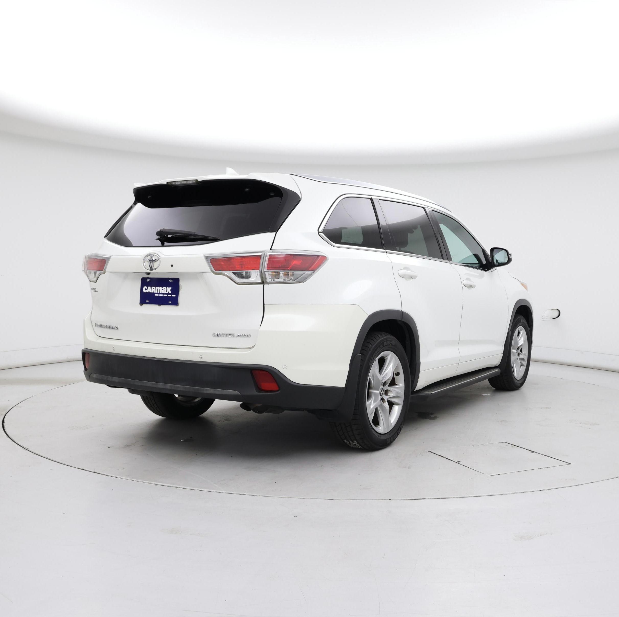Thumbnail: 2016 Toyota Highlander - 8