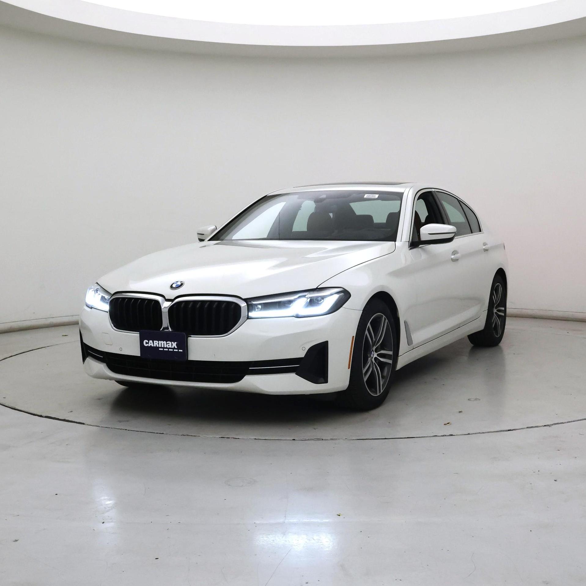 Thumbnail: 2022 BMW 5 Series - 4