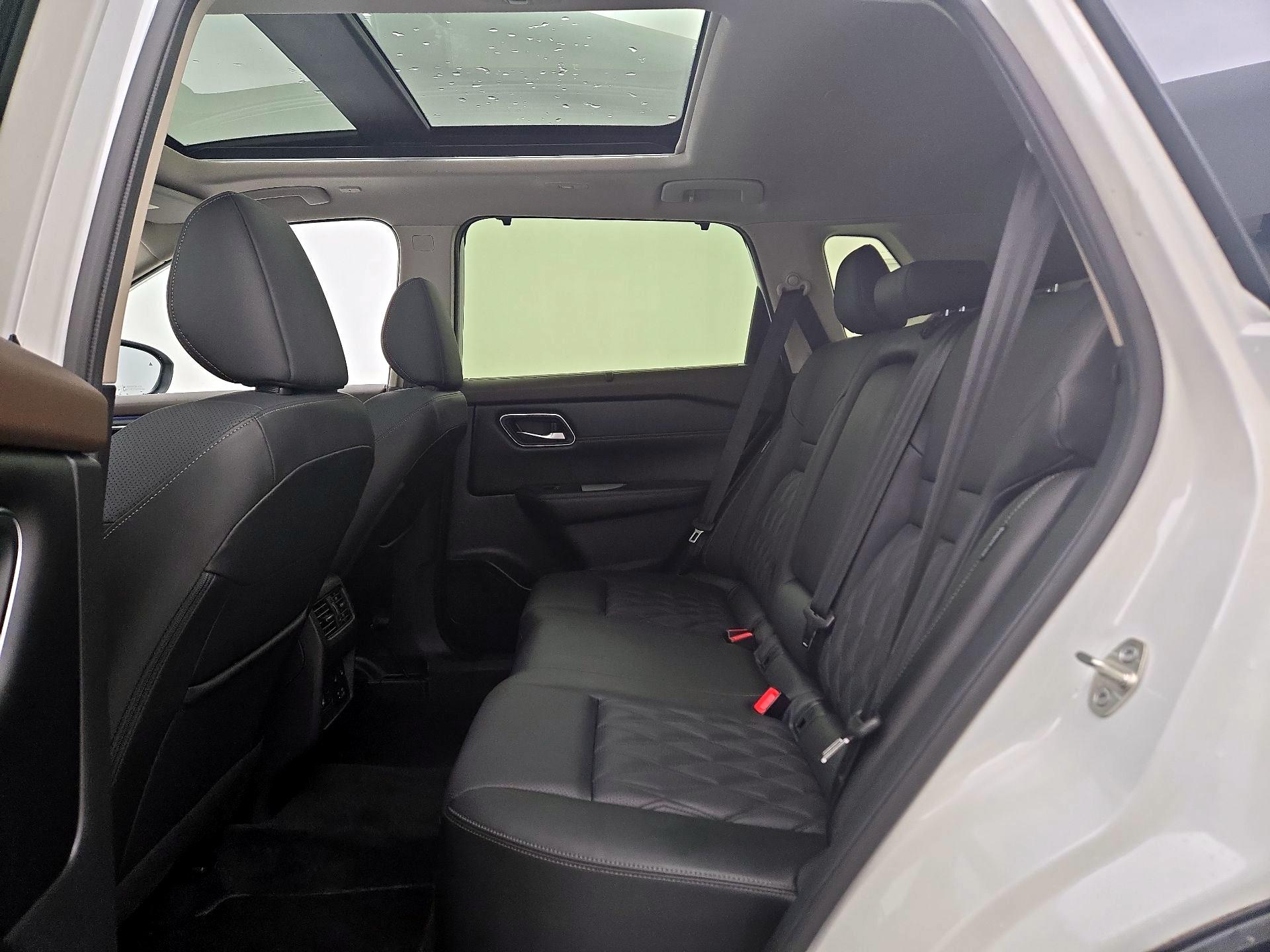 Thumbnail: 2023 Nissan Rogue - 20