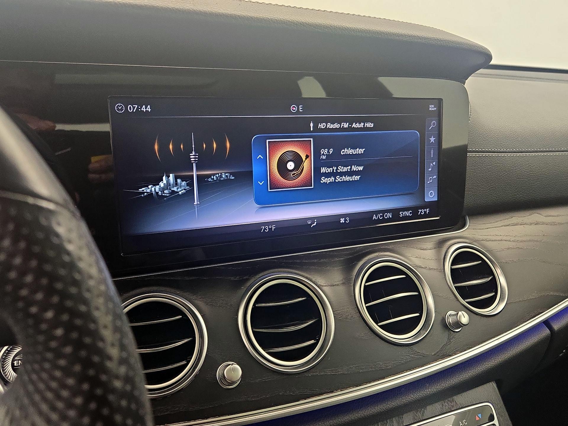 Thumbnail: 2018 Mercedes-Benz E-Class - 16