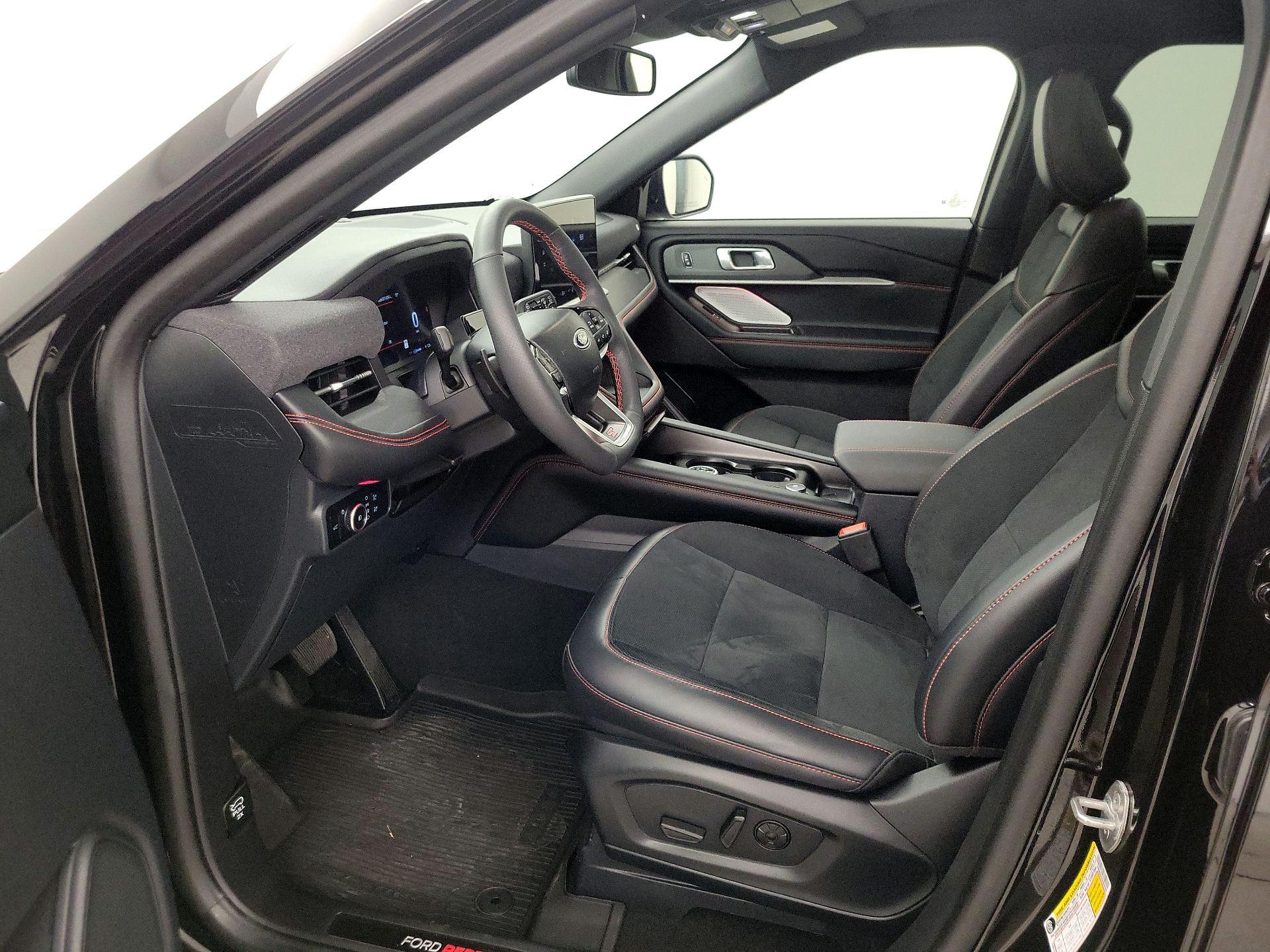 Thumbnail: 2025 Ford Explorer - 11