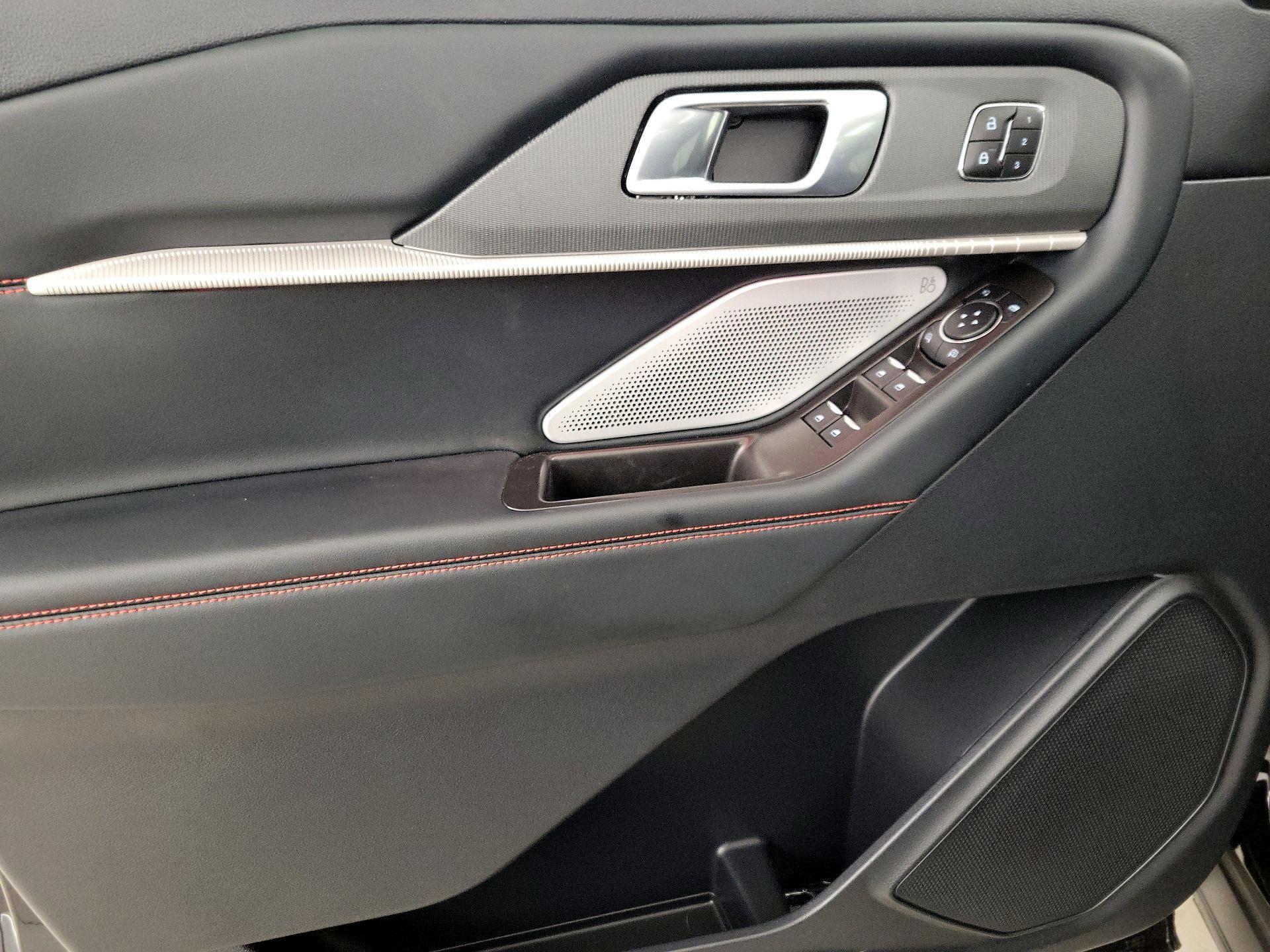 Thumbnail: 2025 Ford Explorer - 12