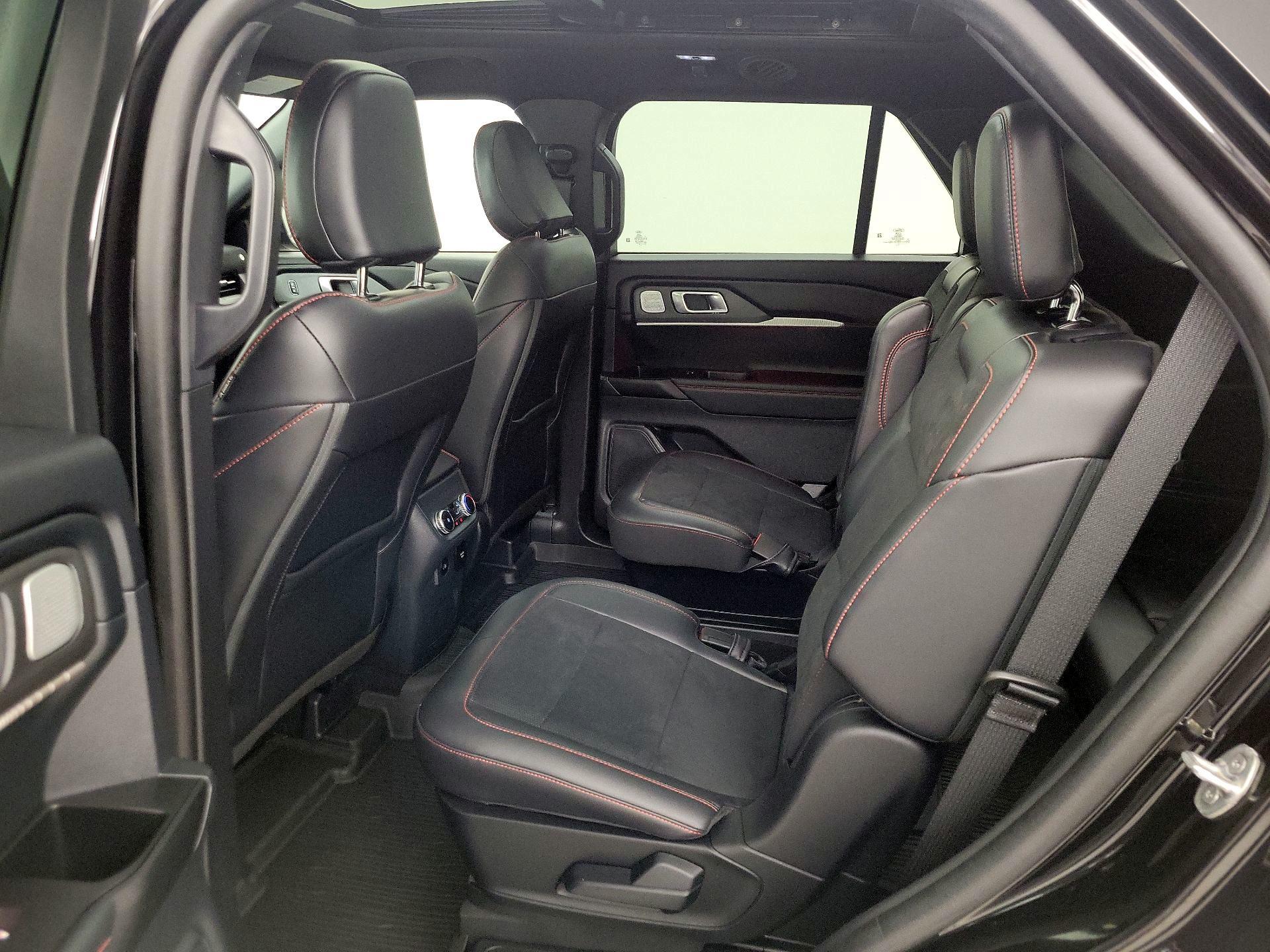 Thumbnail: 2025 Ford Explorer - 20