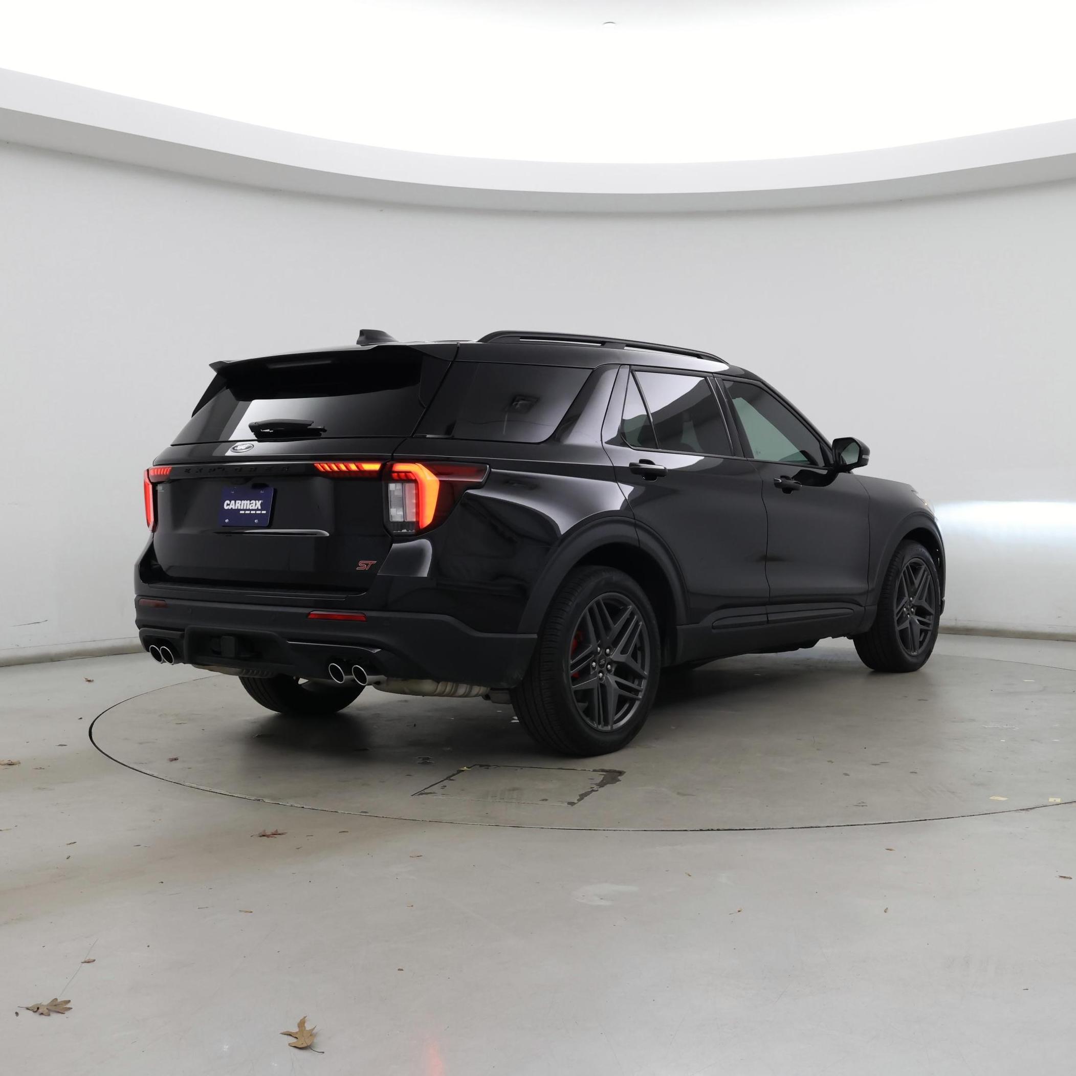 Thumbnail: 2025 Ford Explorer - 8