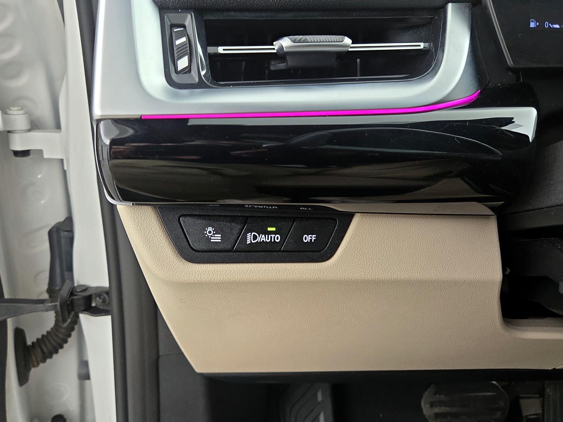 Thumbnail: 2023 BMW X1 - 13