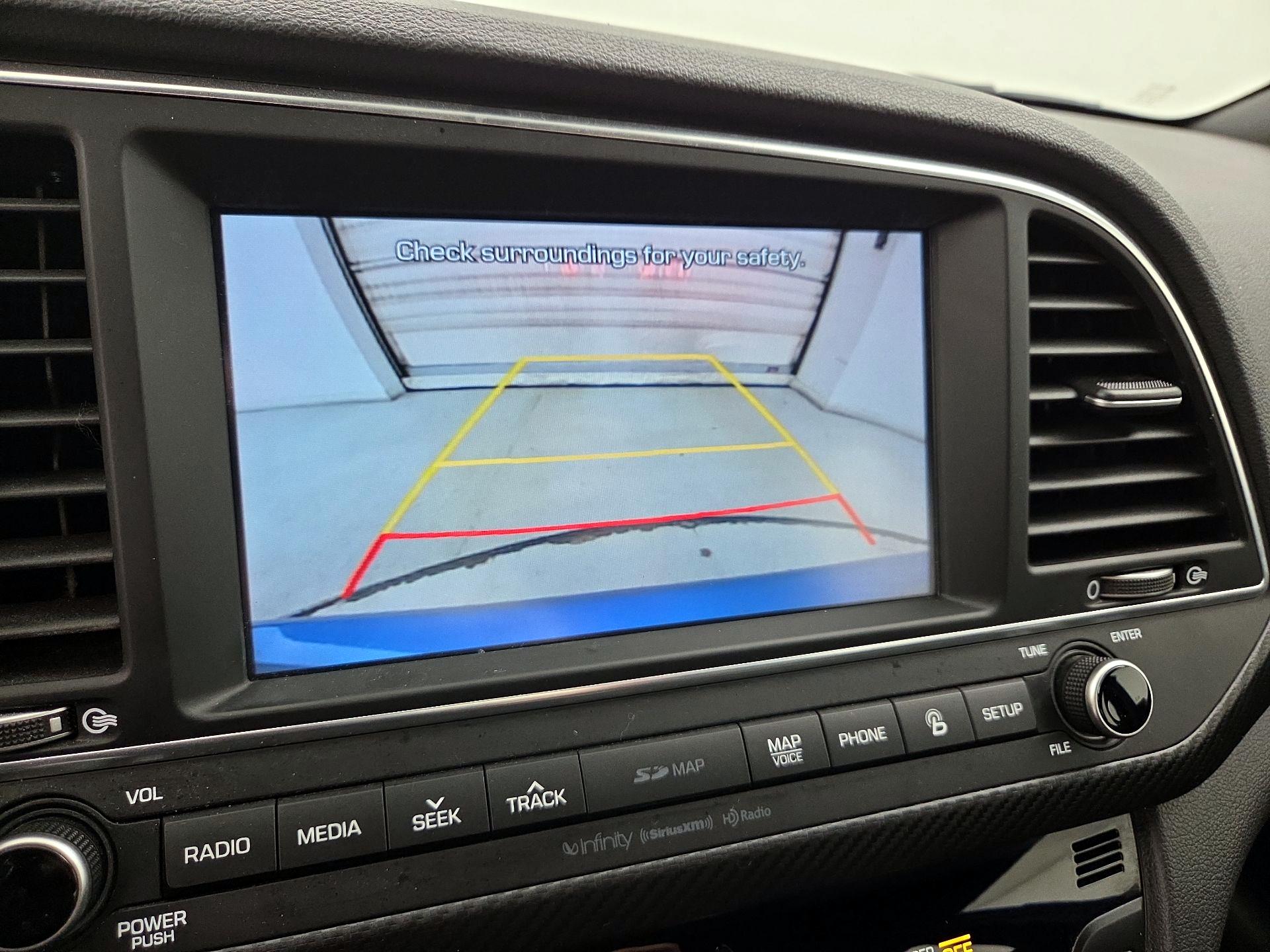 Thumbnail: 2018 Hyundai Elantra - 15