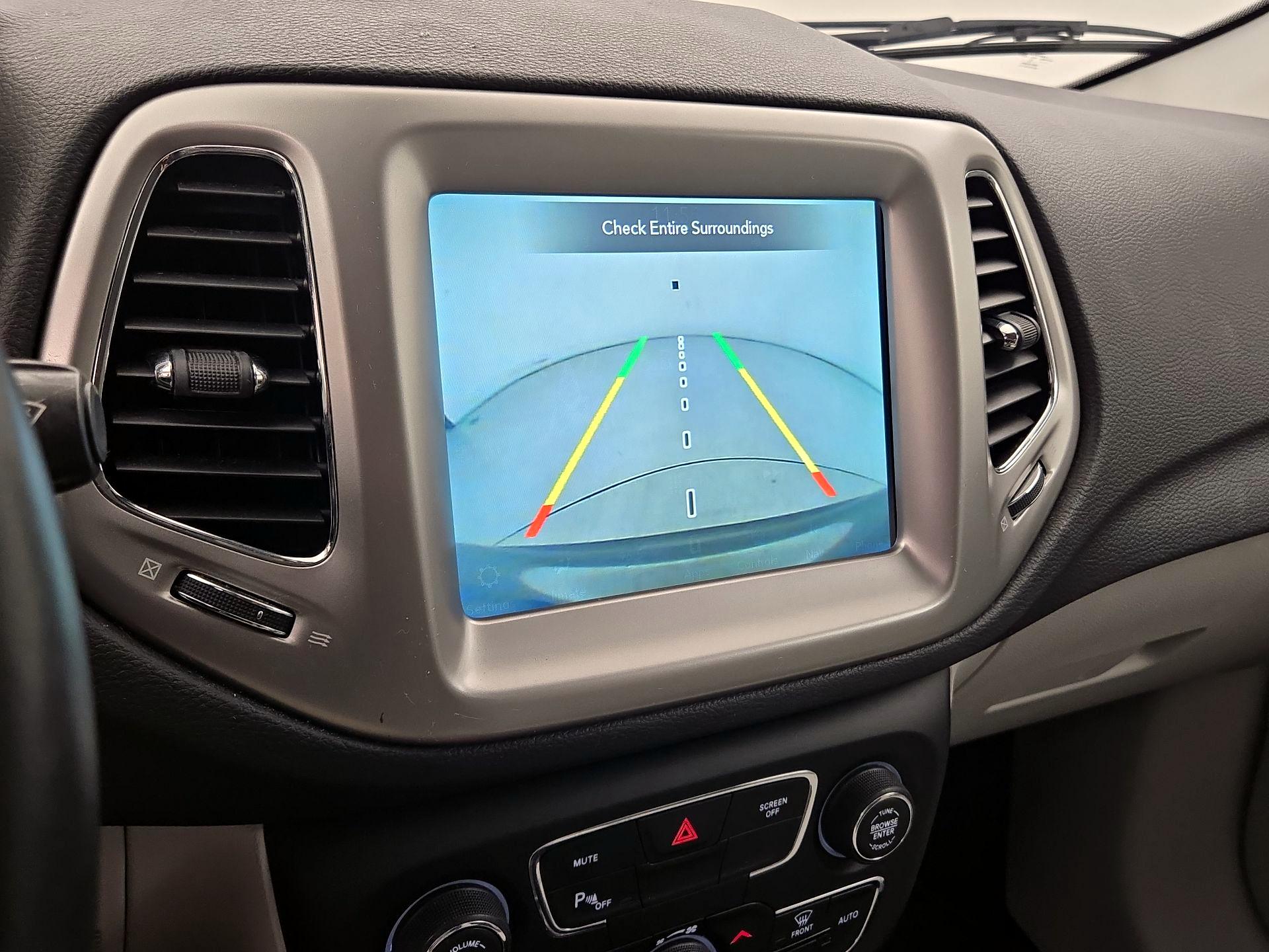 Thumbnail: 2018 Jeep Compass - 15