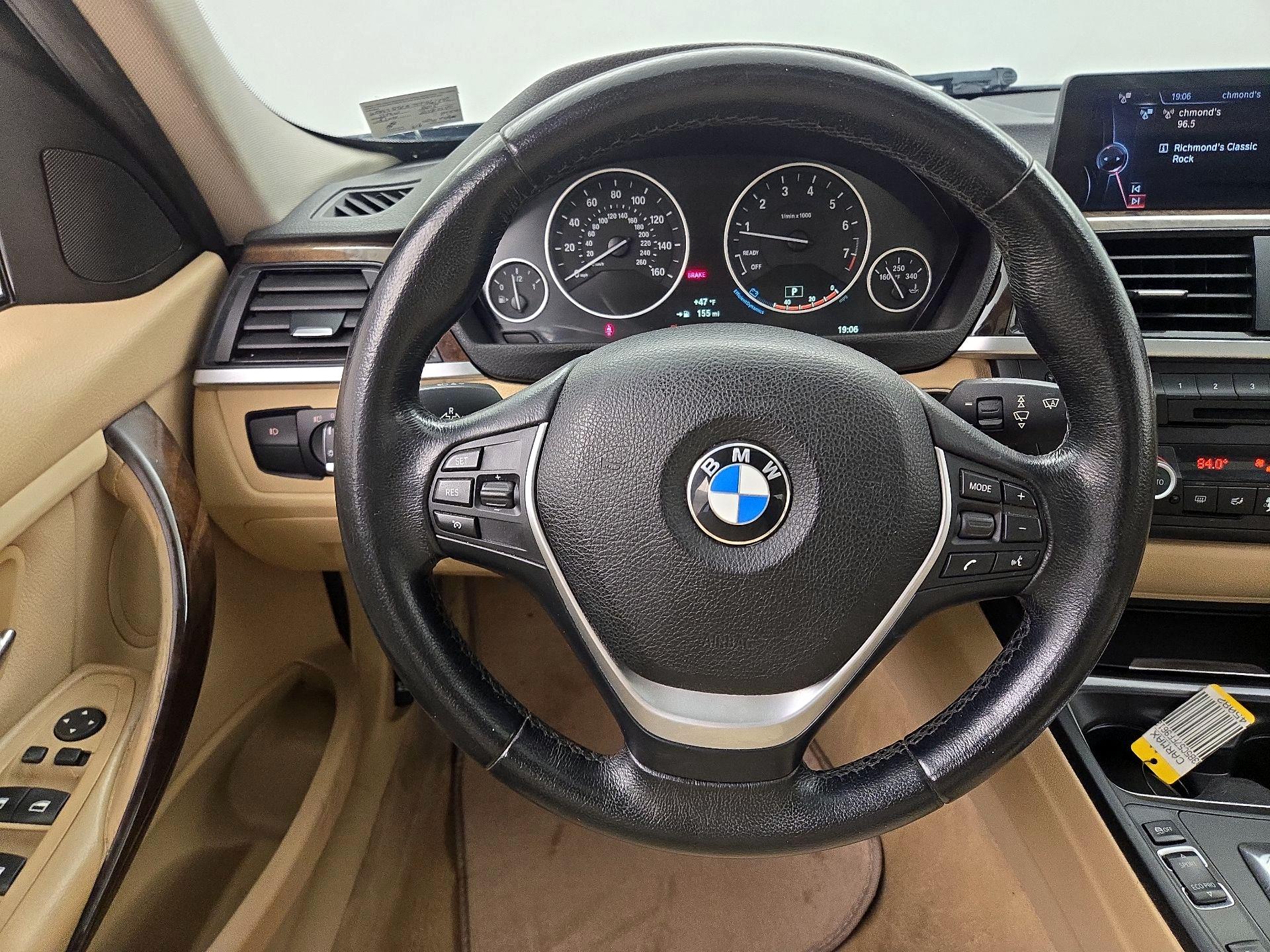 Thumbnail: 2015 BMW 3 Series - 10