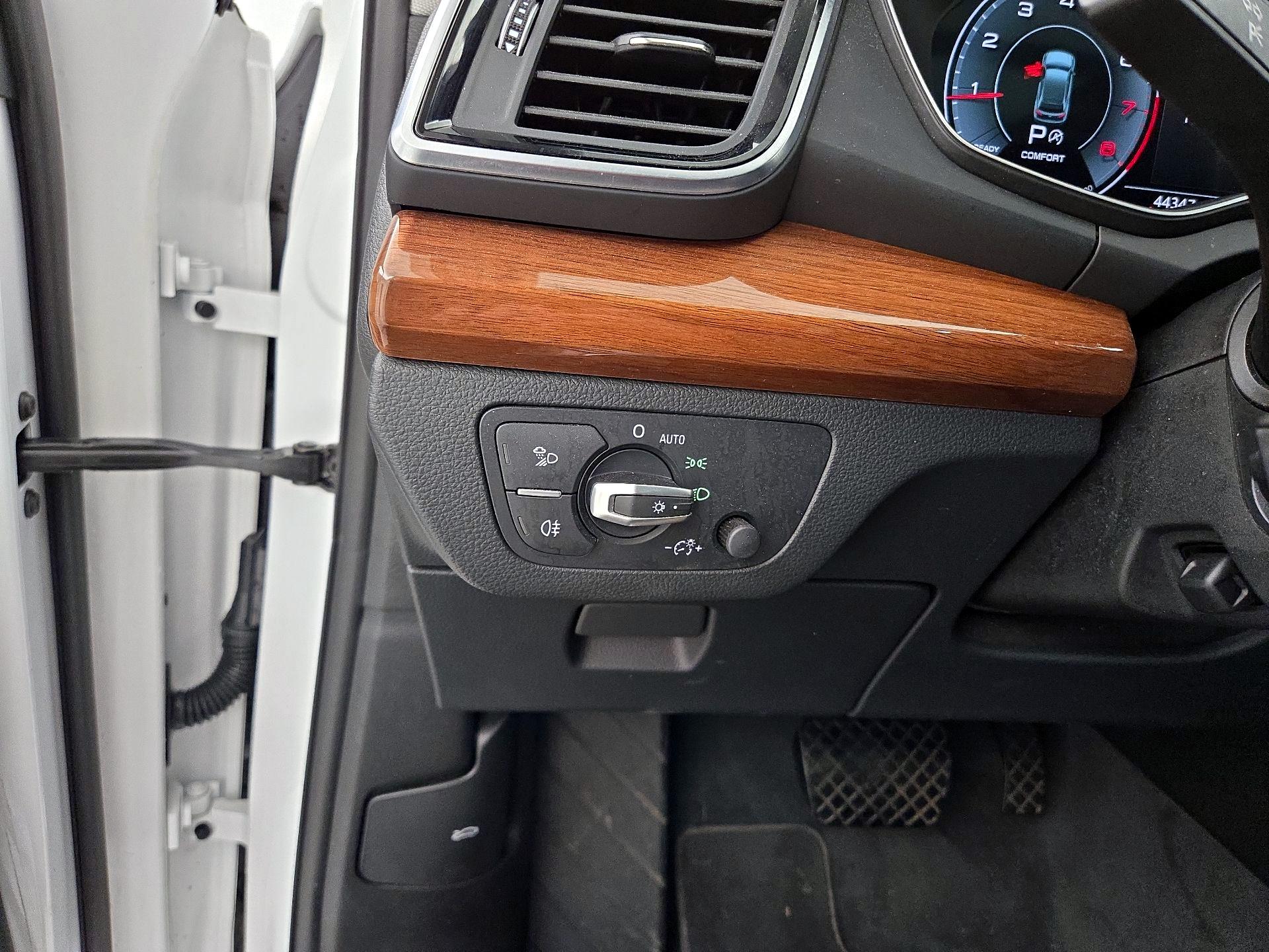 Thumbnail: 2023 Audi Q5 - 13