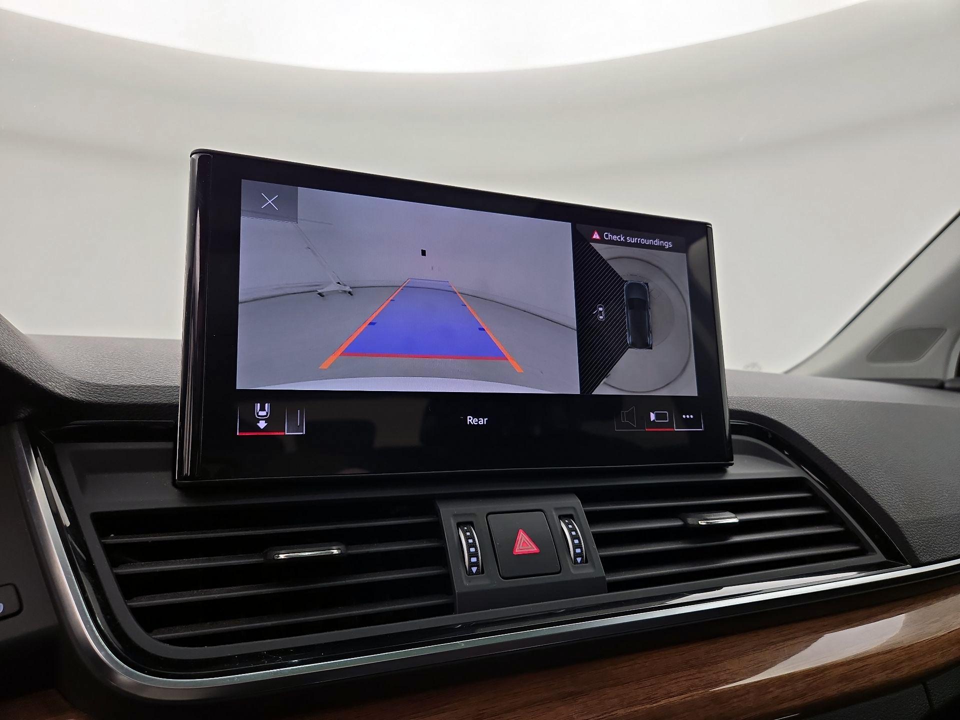 Thumbnail: 2023 Audi Q5 - 14