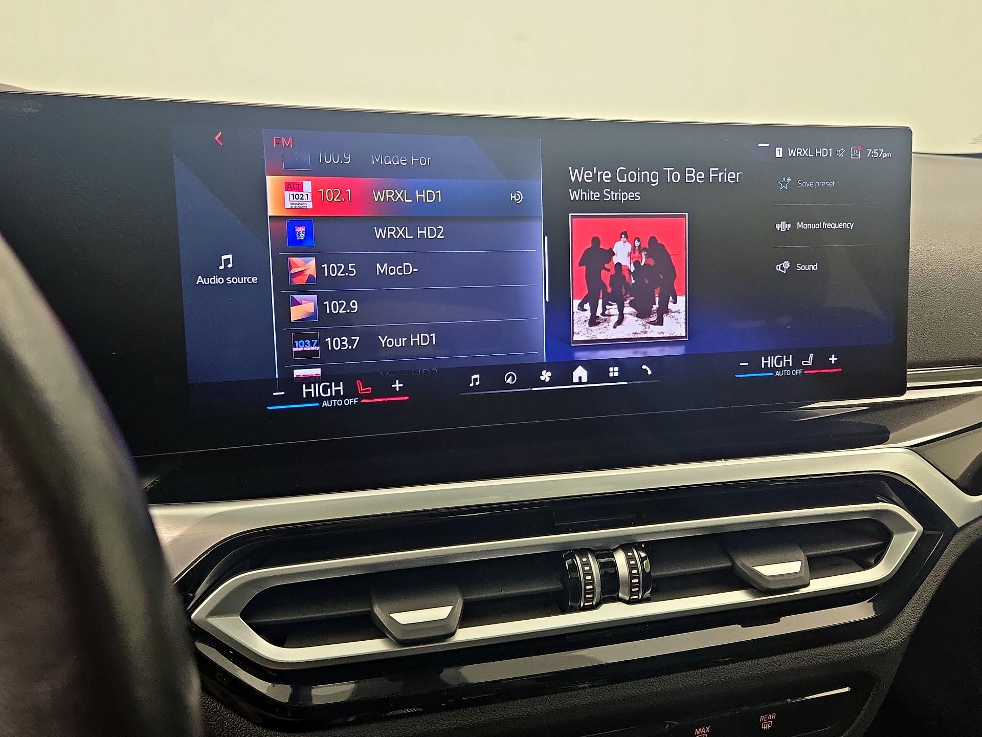 Thumbnail: 2024 BMW i4 - 16