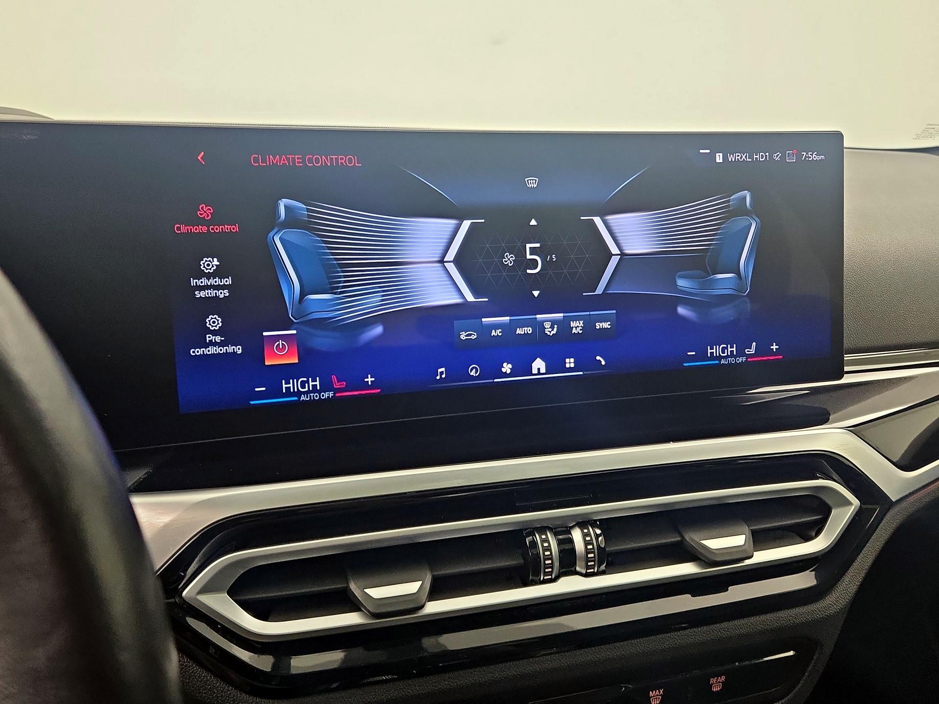 Thumbnail: 2024 BMW i4 - 17