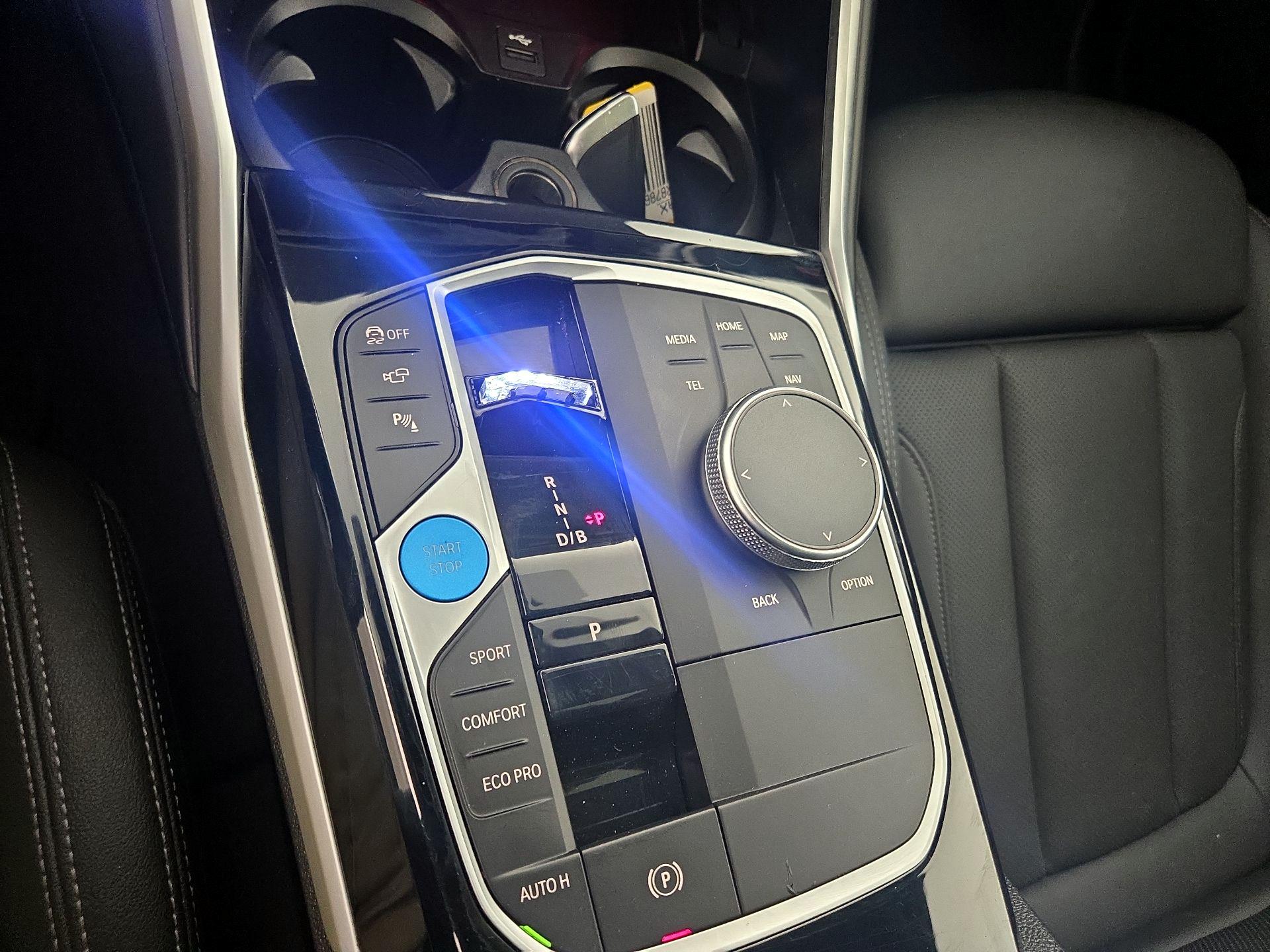 Thumbnail: 2024 BMW i4 - 18