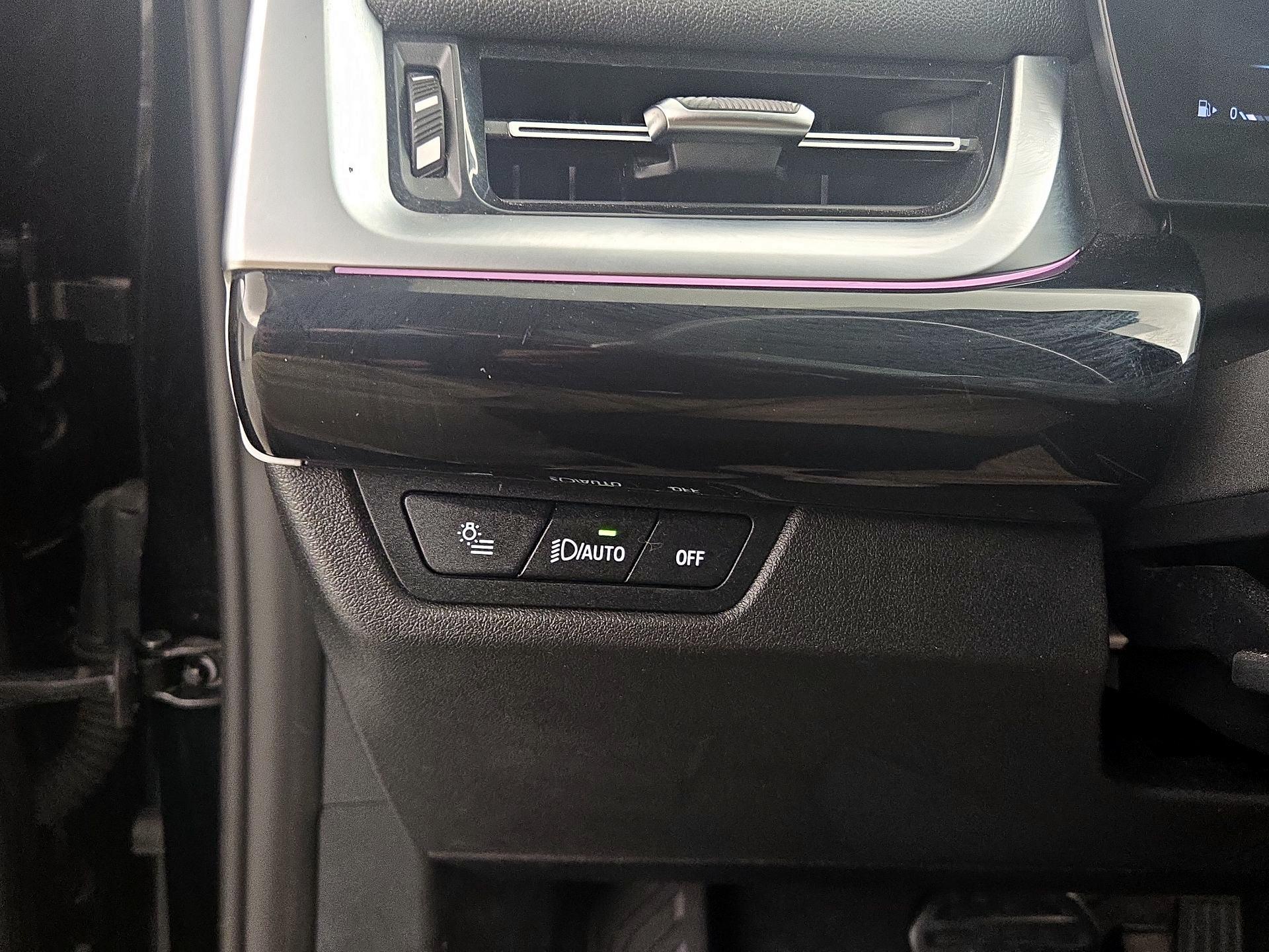 Thumbnail: 2023 BMW X1 - 13