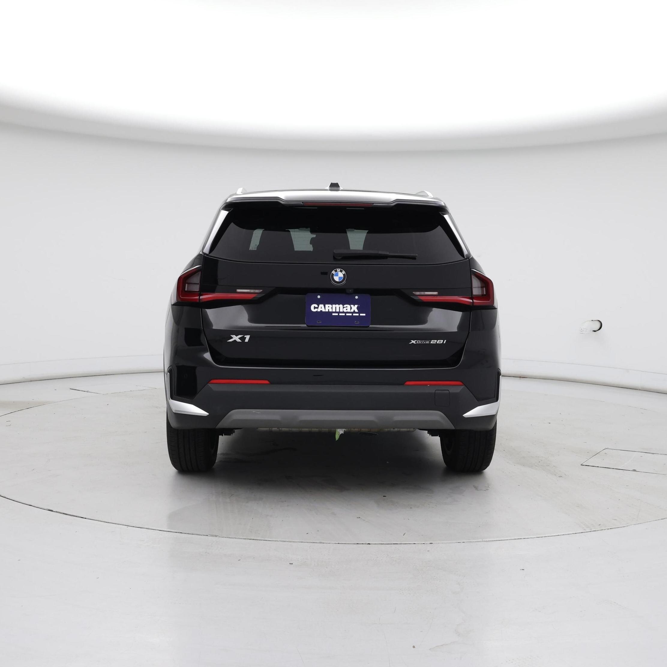 Thumbnail: 2023 BMW X1 - 6