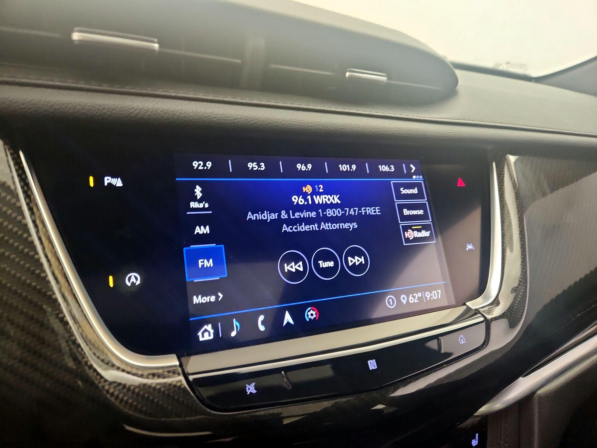 Thumbnail: 2020 Cadillac XT6 - 15