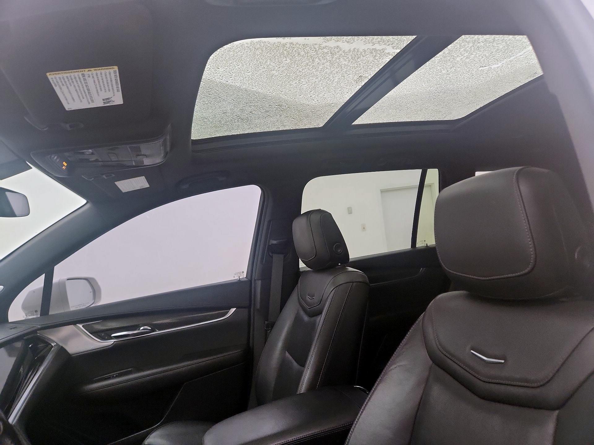 Thumbnail: 2020 Cadillac XT6 - 19