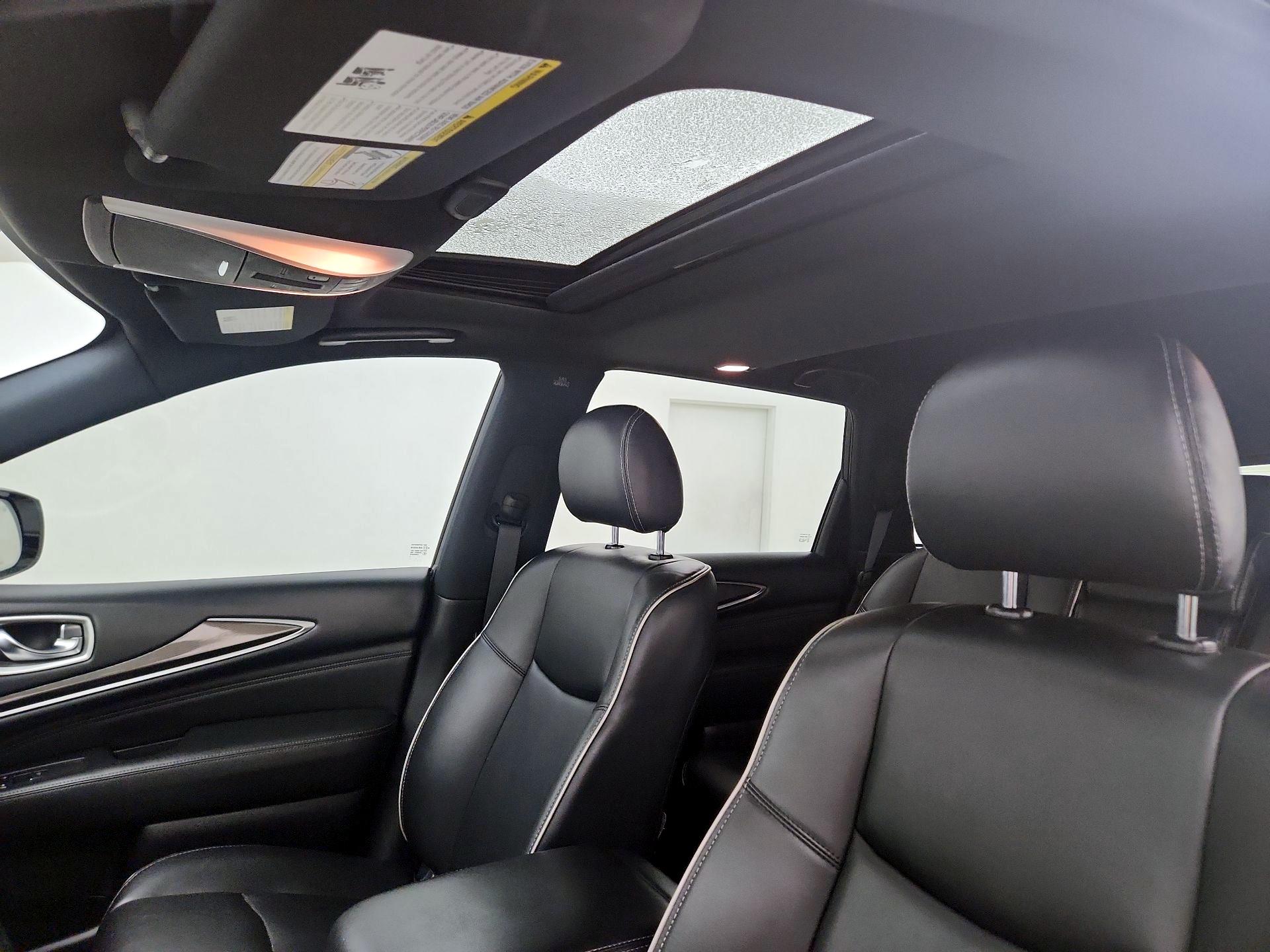 Thumbnail: 2020 INFINITI QX60 - 20