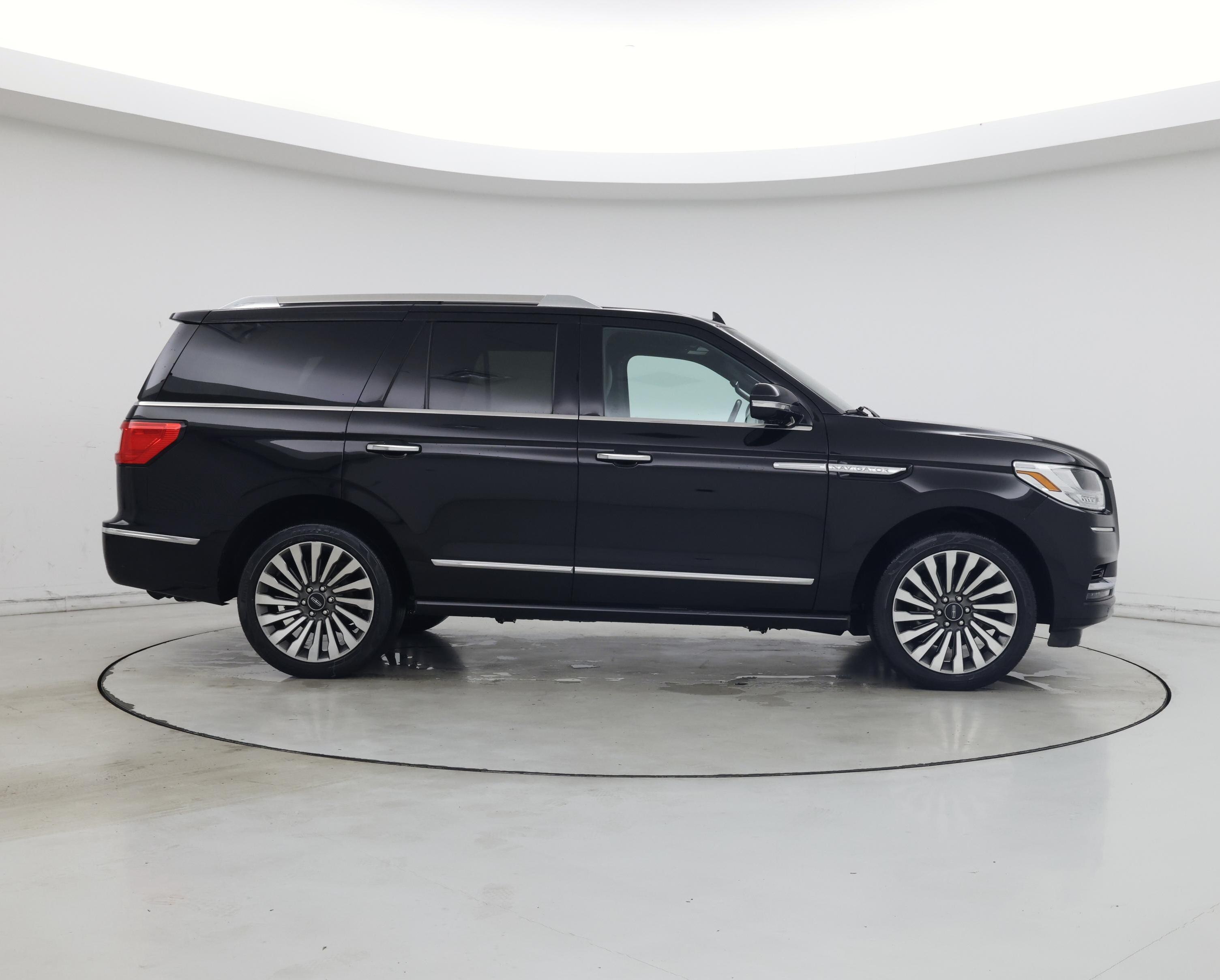 Thumbnail: 2019 Lincoln Navigator - 7