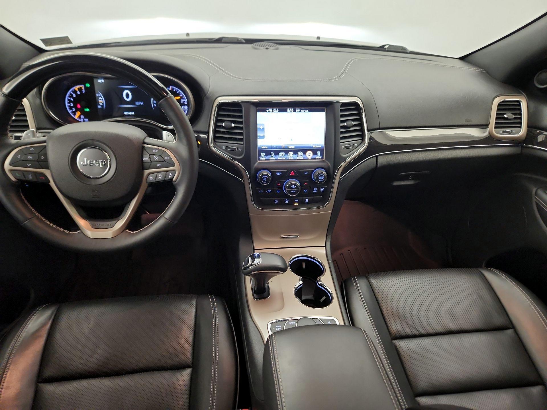 Thumbnail: 2015 Jeep Grand Cherokee - 9