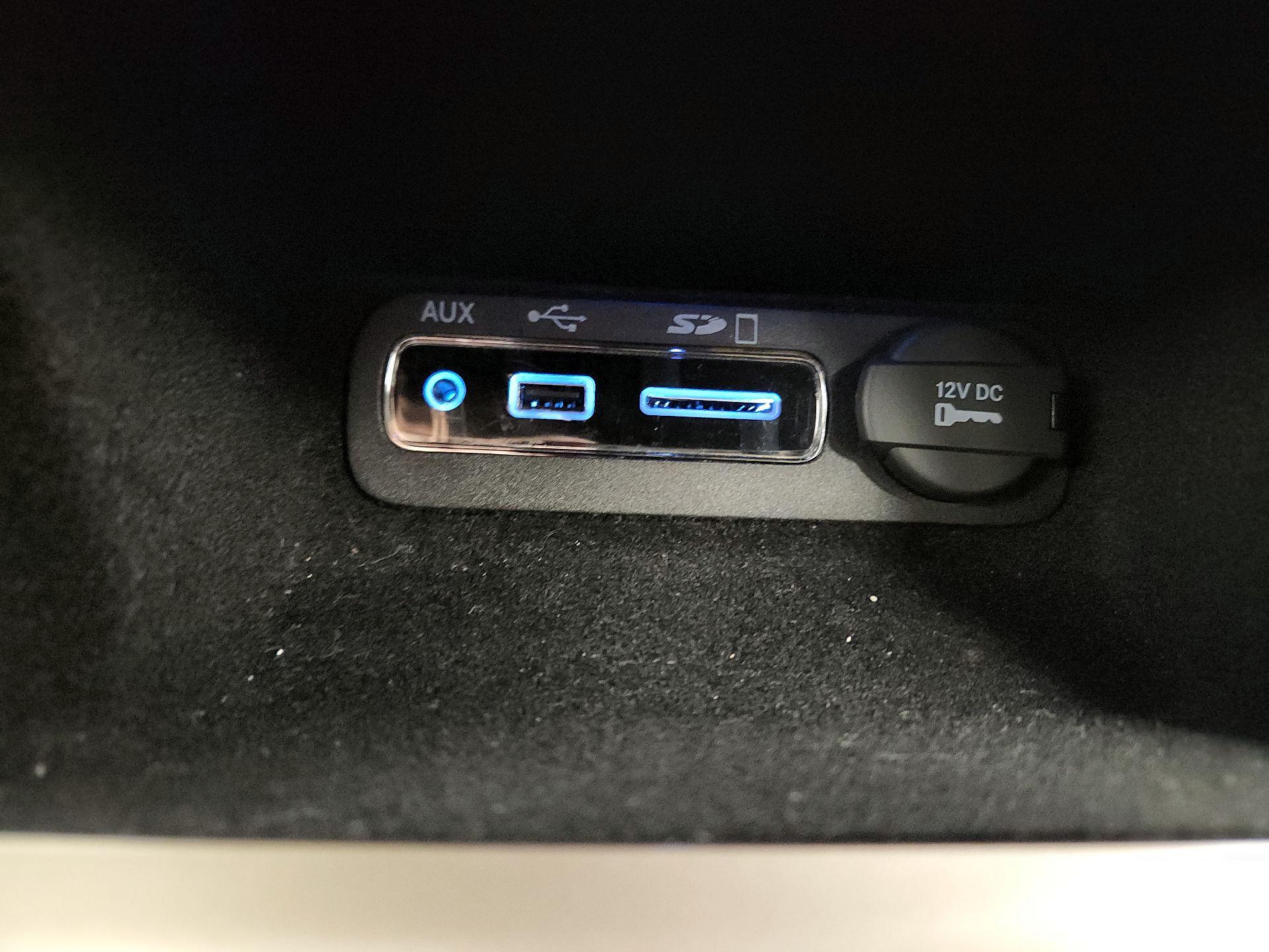 Thumbnail: 2015 Jeep Grand Cherokee - 19